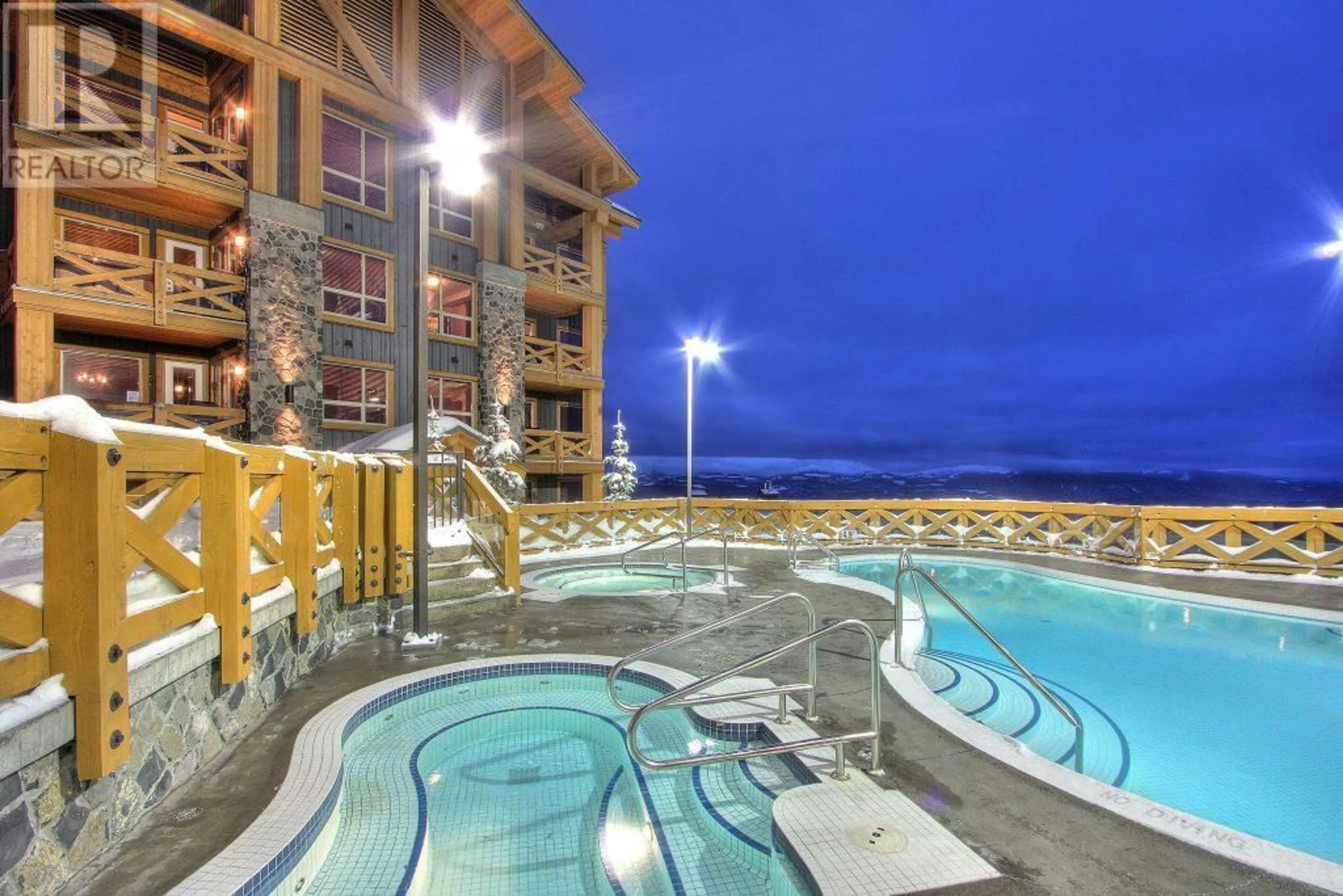 Pool for 404 - 375 RAVEN RIDGE ROAD, Big White British Columbia V1P1P3