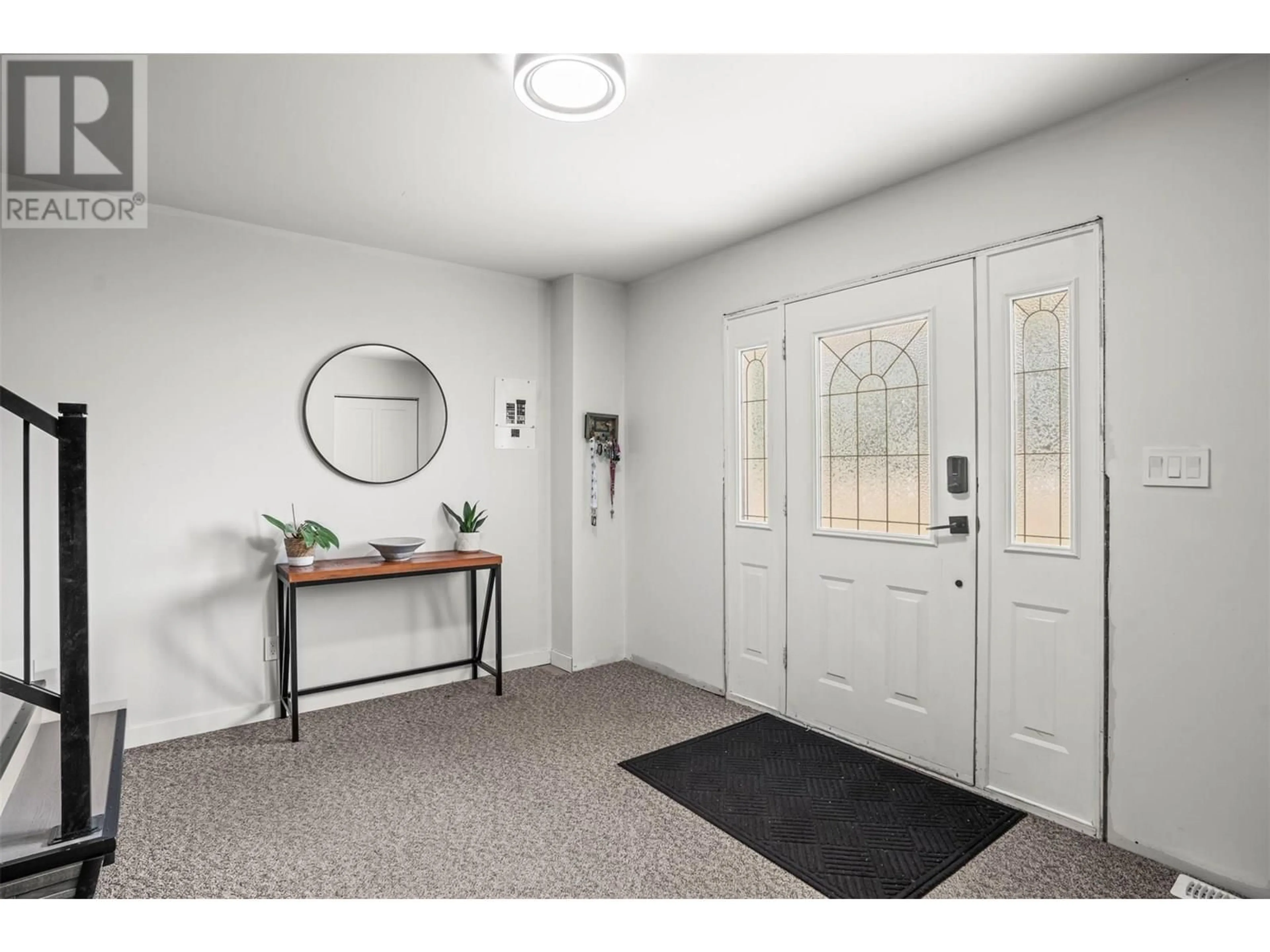 Indoor entryway for 7708 COLDSTREAM CREEK ROAD, Coldstream British Columbia V1B1C7