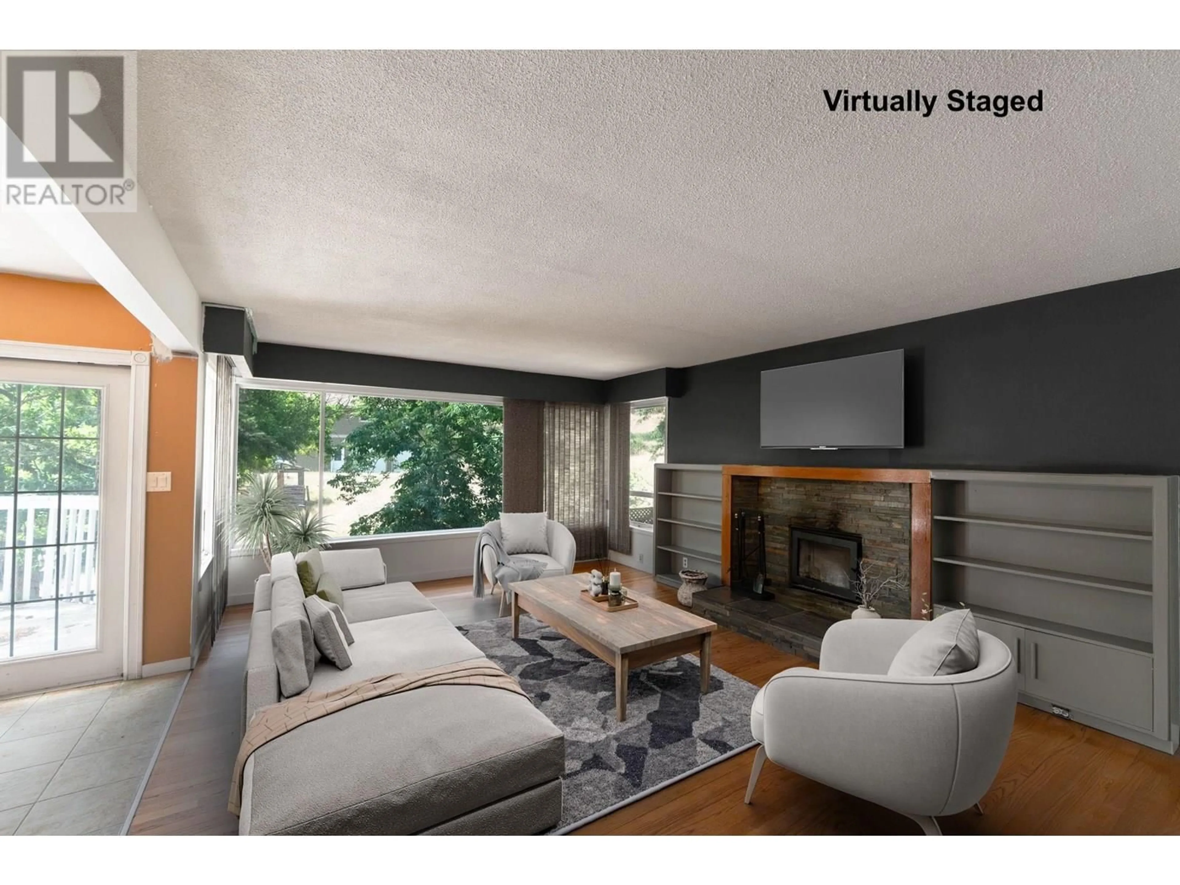 Living room with furniture, unknown for 334 CLIFTON ROAD SOUTH, Kelowna British Columbia V1V1A5