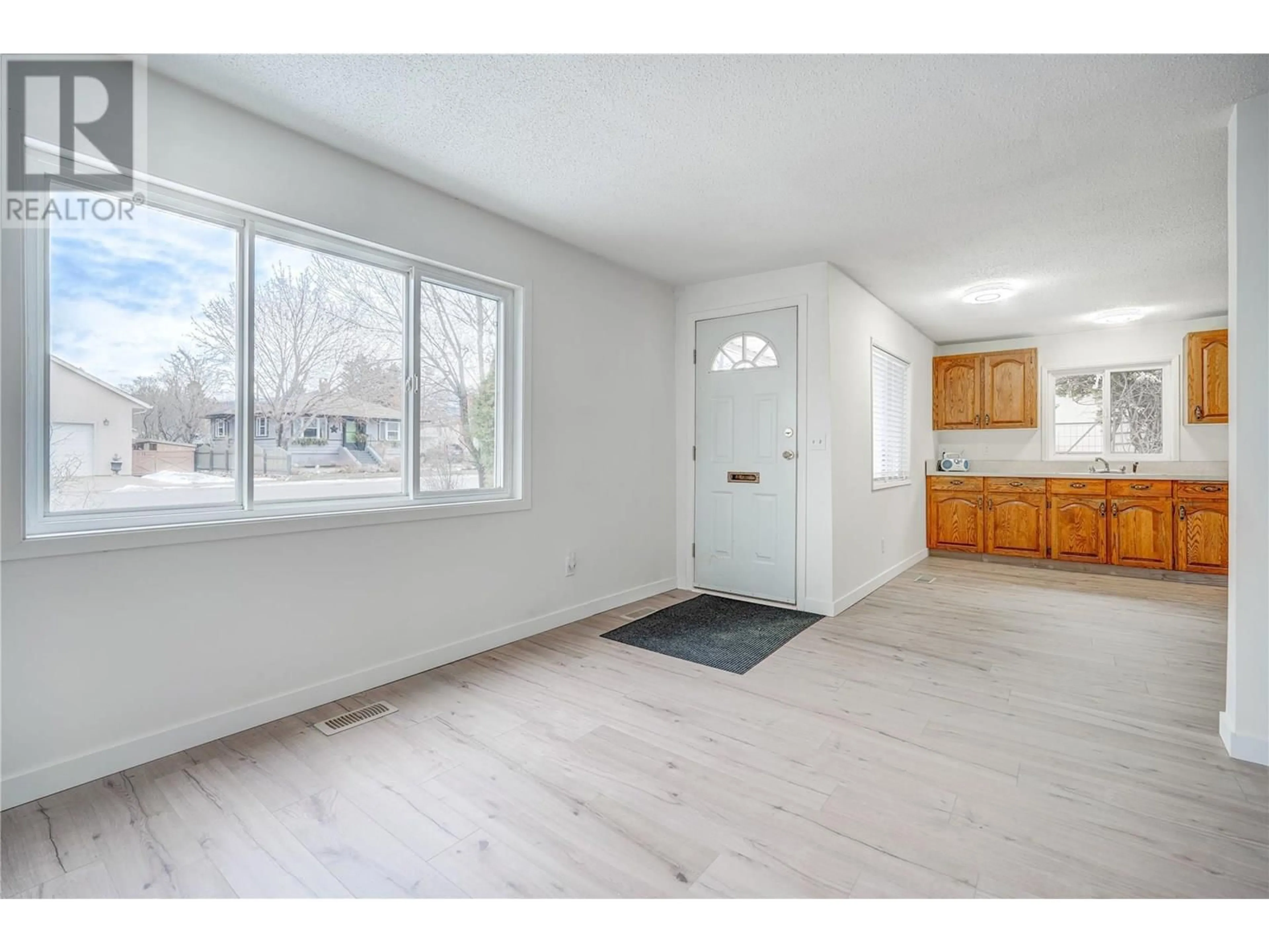 Unknown for 424 CONKLIN AVENUE, Penticton British Columbia V2A2T4