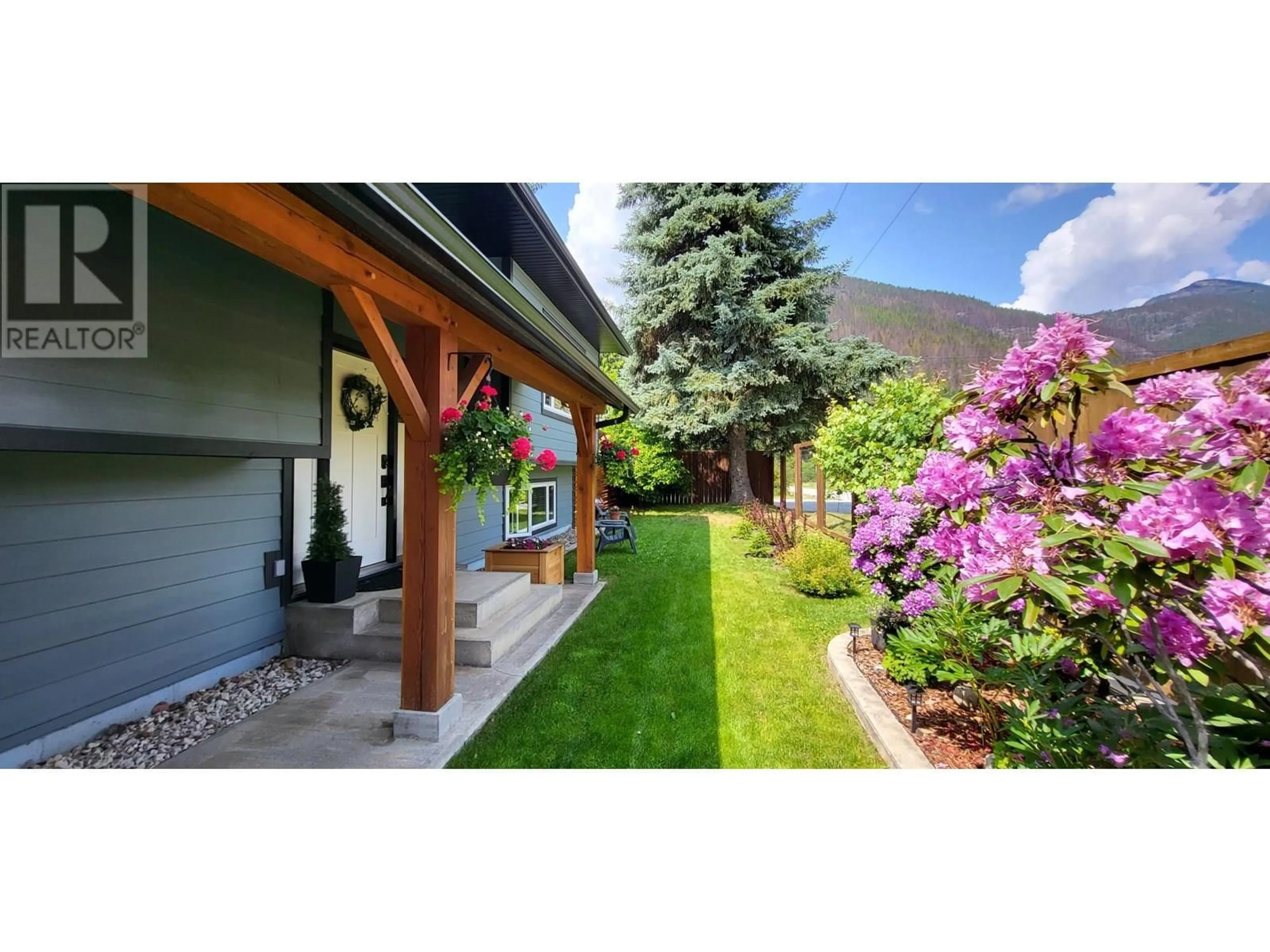 Unknown for 303 DELANY AVENUE, Slocan British Columbia V0G2C0