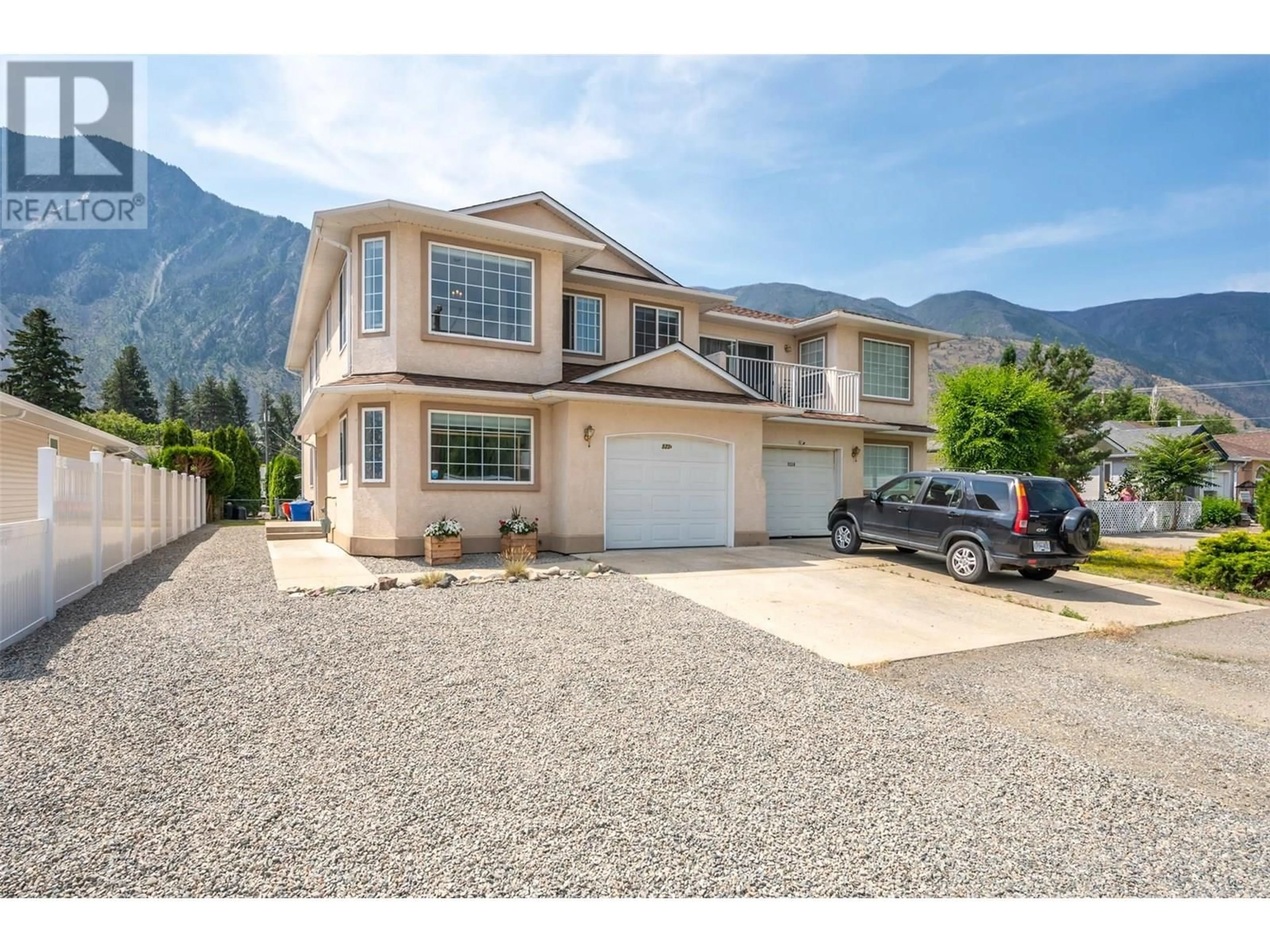 Home with vinyl exterior material, mountain view for 2 - 523 10TH AVENUE, Keremeos British Columbia V0X1N3