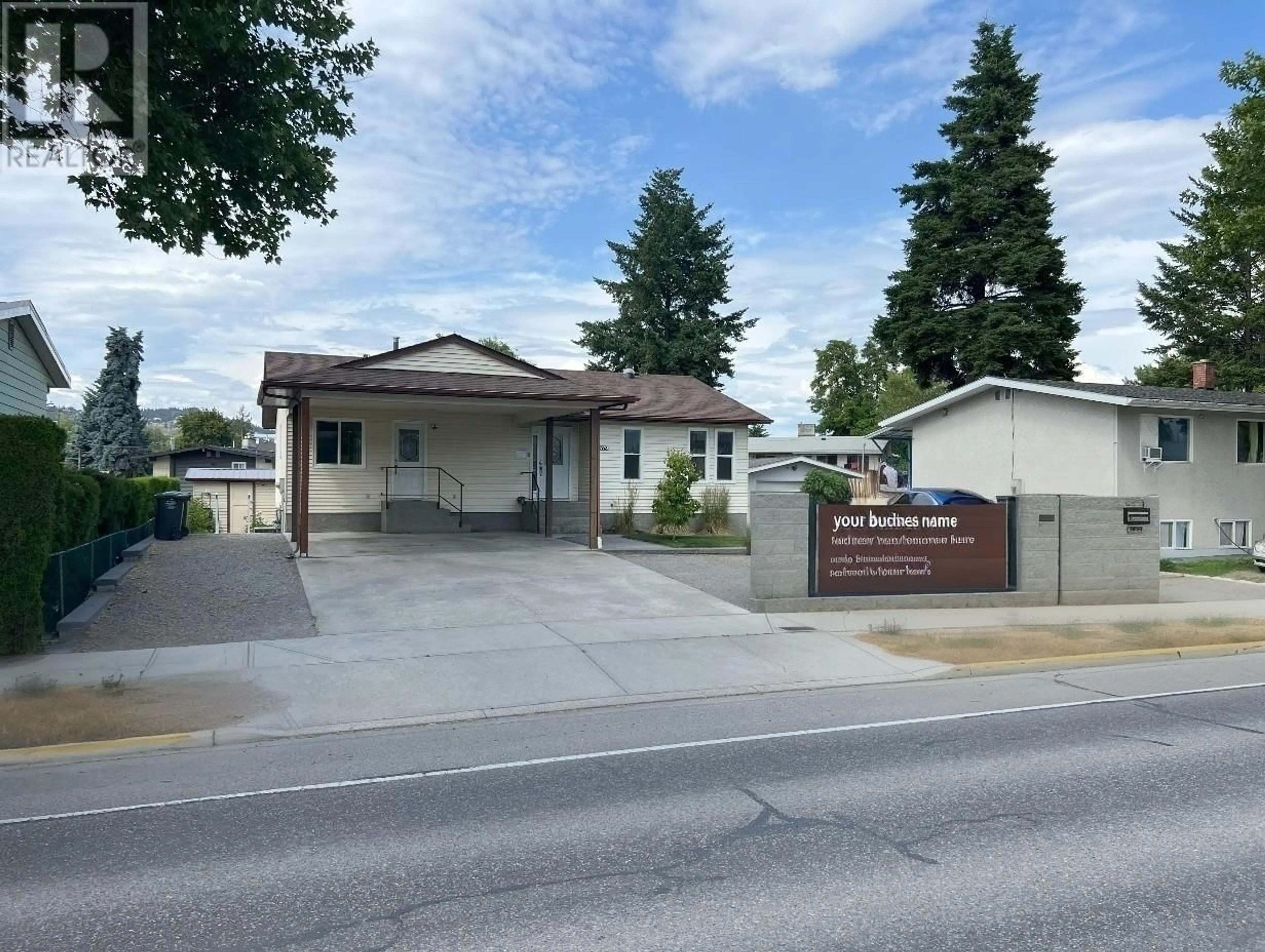 Unknown for 1370 SPRINGFIELD ROAD, Kelowna British Columbia V1Y5V1