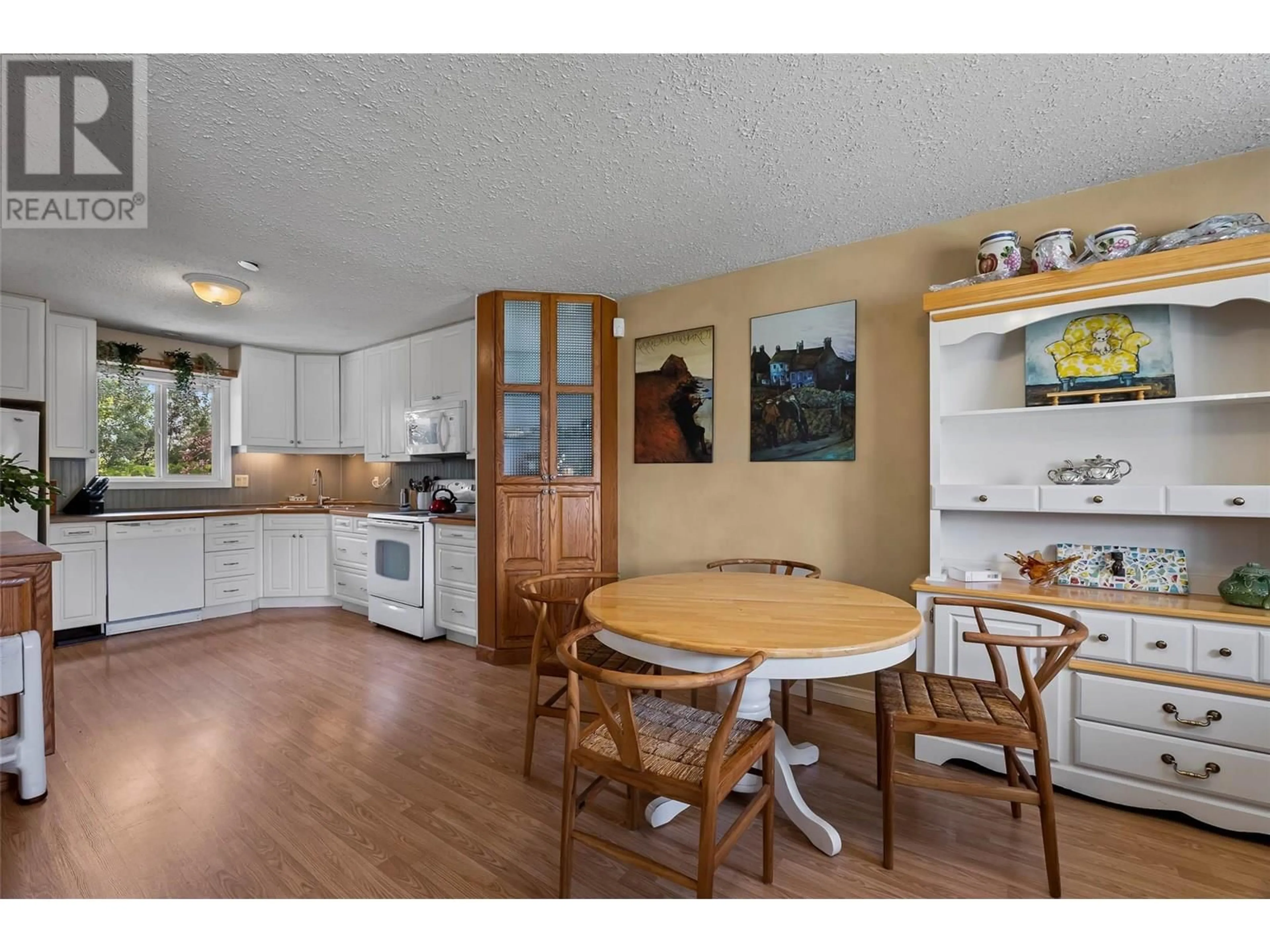Unknown for 2555/2557 GREENFIELD AVENUE, Kamloops British Columbia V2B4P6