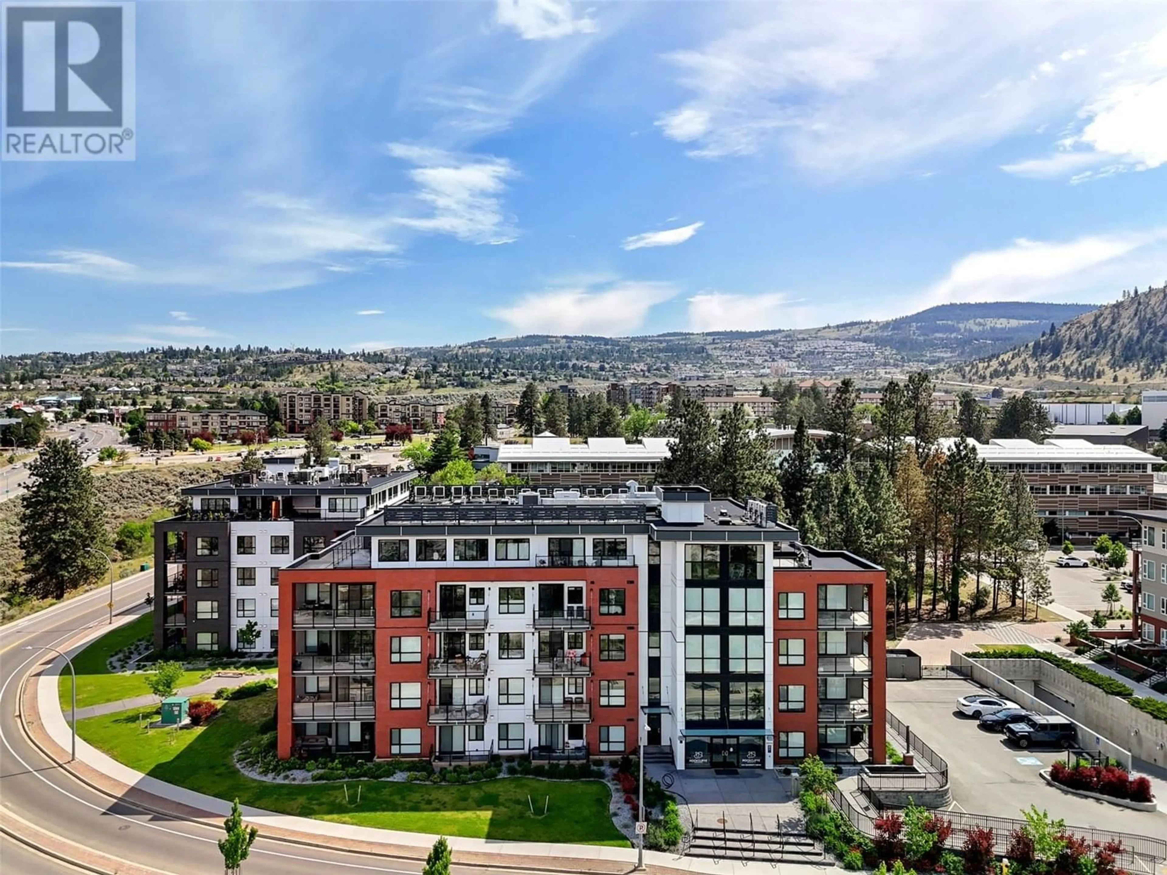 A pic from outside/outdoor area/front of a property/back of a property/a pic from drone, mountain view for 207 - 875 UNIVERSITY DRIVE, Kamloops British Columbia V2C0J8