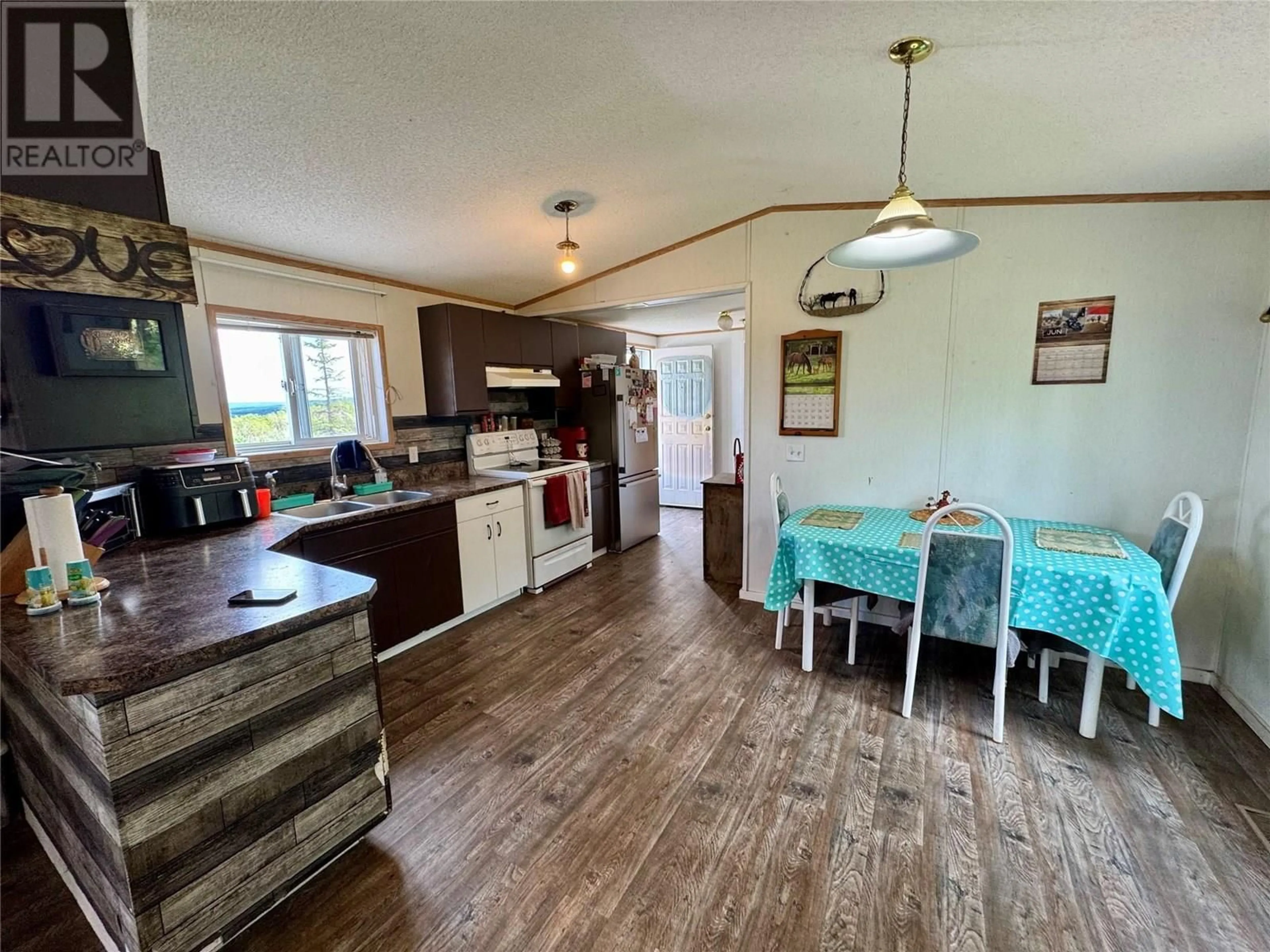 Unknown for 13361 213 ROAD, Dawson Creek British Columbia V0C2C0