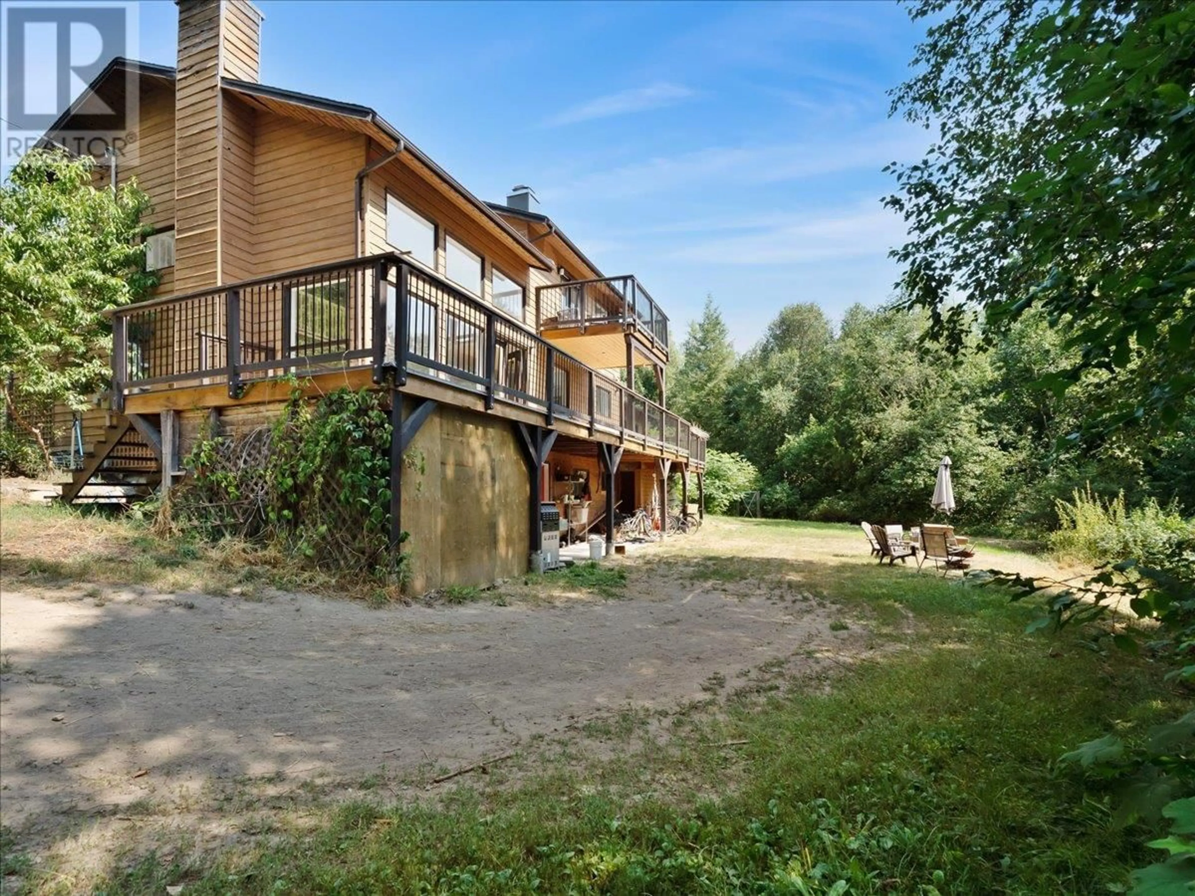 A pic from outside/outdoor area/front of a property/back of a property/a pic from drone, unknown for 6172 SLOCAN RIVER ROAD, Winlaw British Columbia V0G2J0