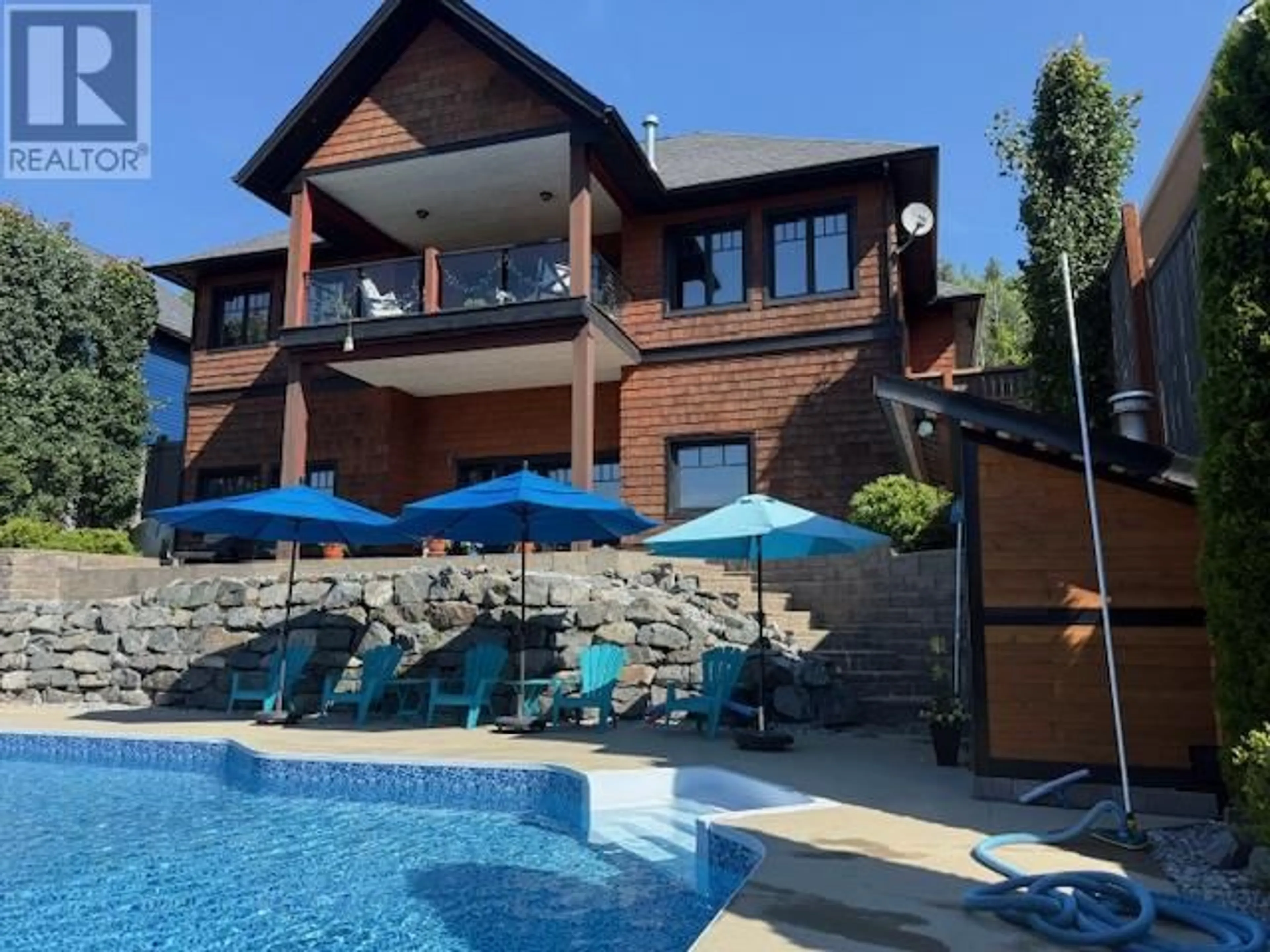 Pool for 1009 SILVERTIP ROAD, Rossland British Columbia V0G1Y0