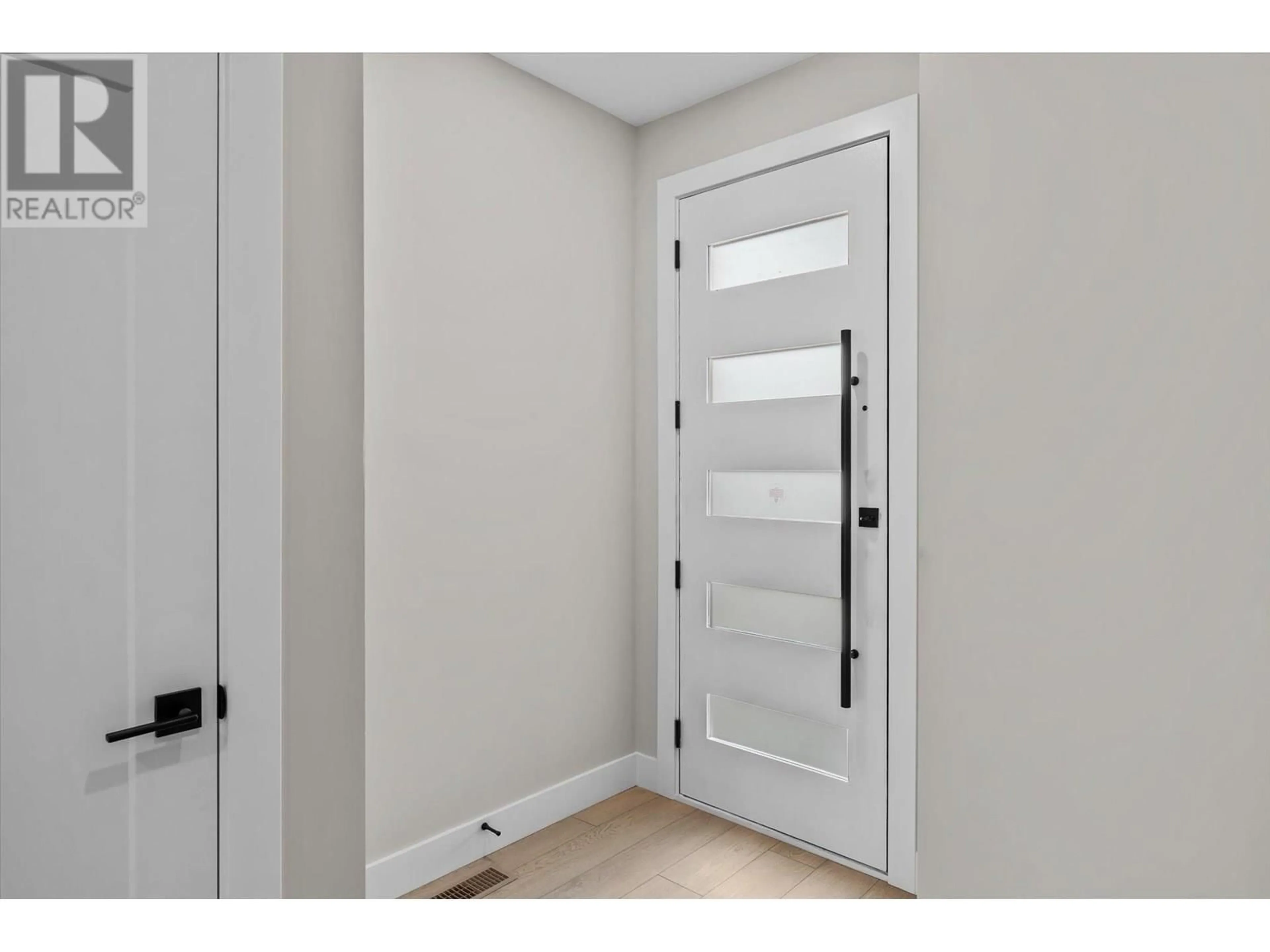 Indoor entryway for 1793 VIEWPOINT DRIVE, Westbank British Columbia V1Z4E1