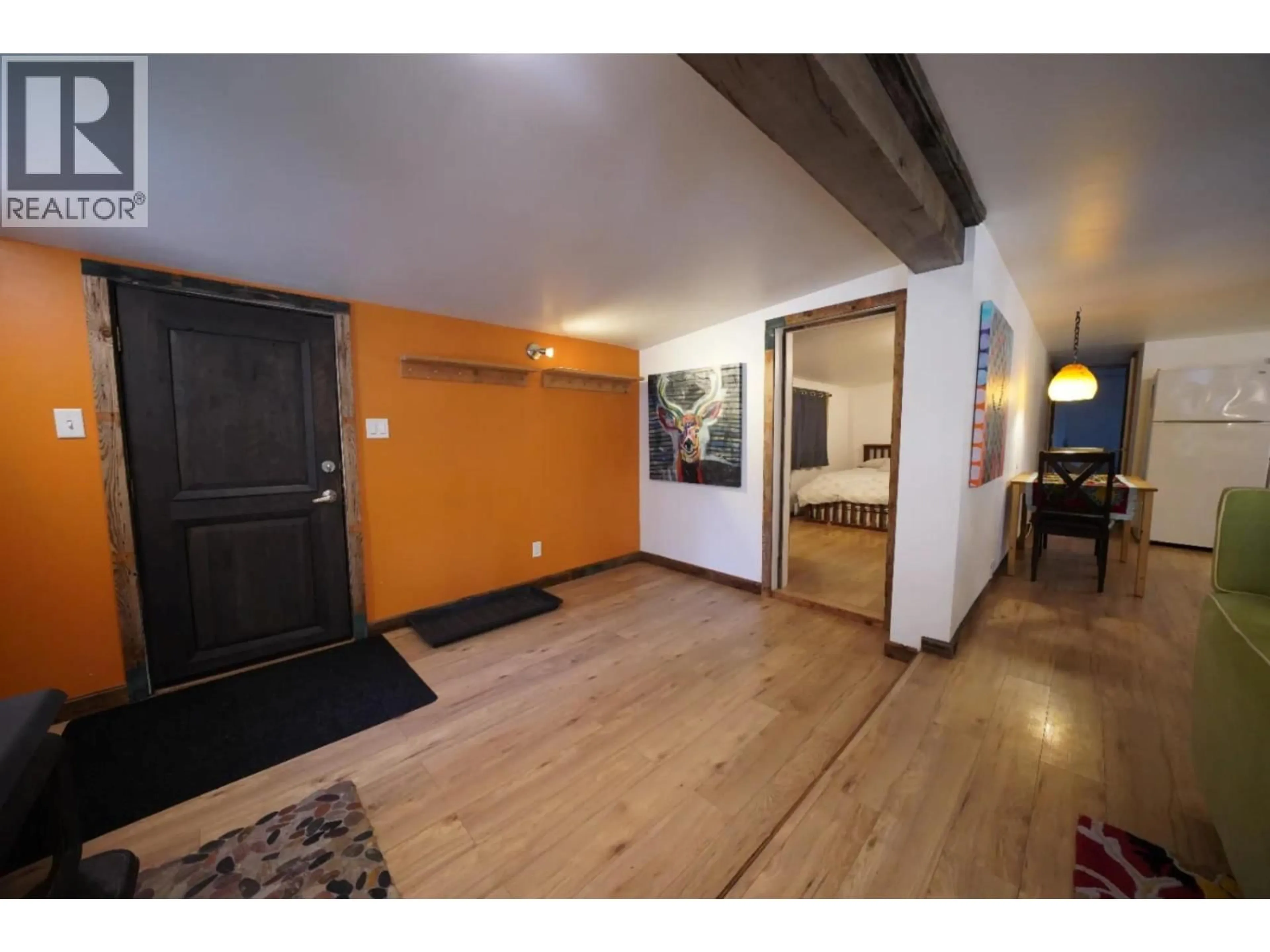 Indoor foyer for 5 - 1079 LUNDELL ROAD, Revelstoke British Columbia V0E2S0