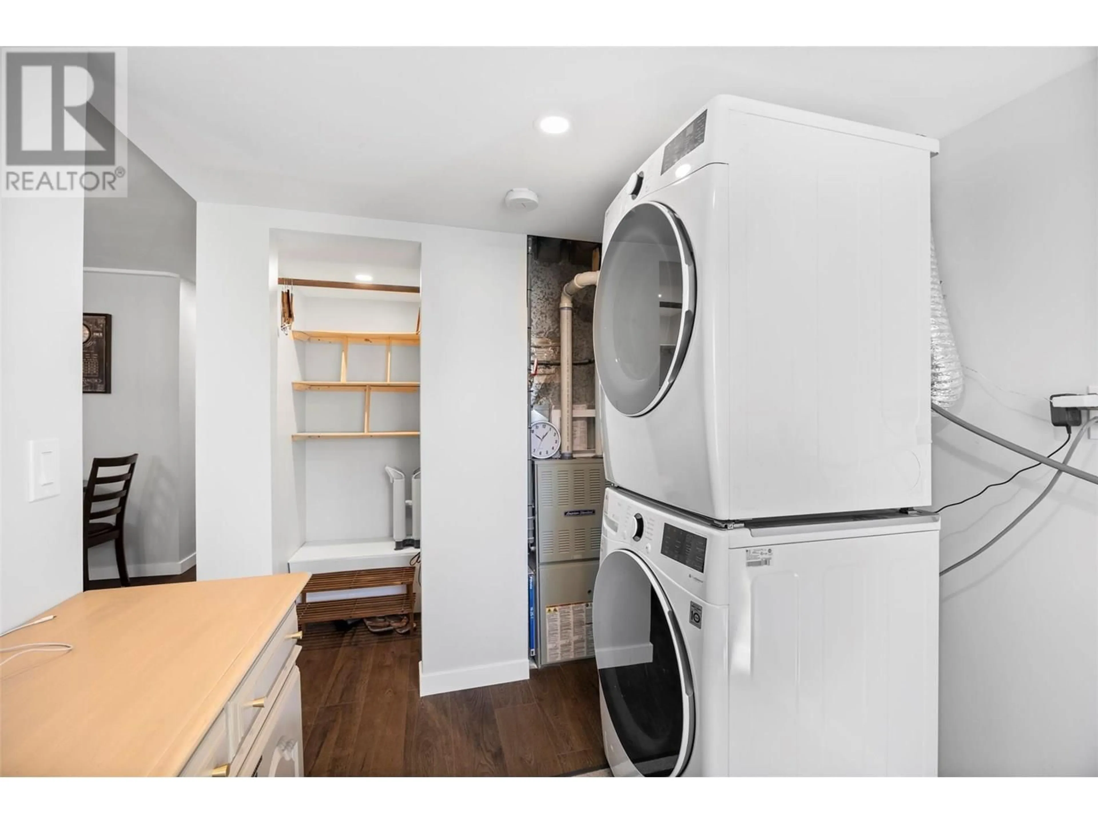 Laundry room for 316 LINDEN AVENUE, Kamloops British Columbia V2B2M9