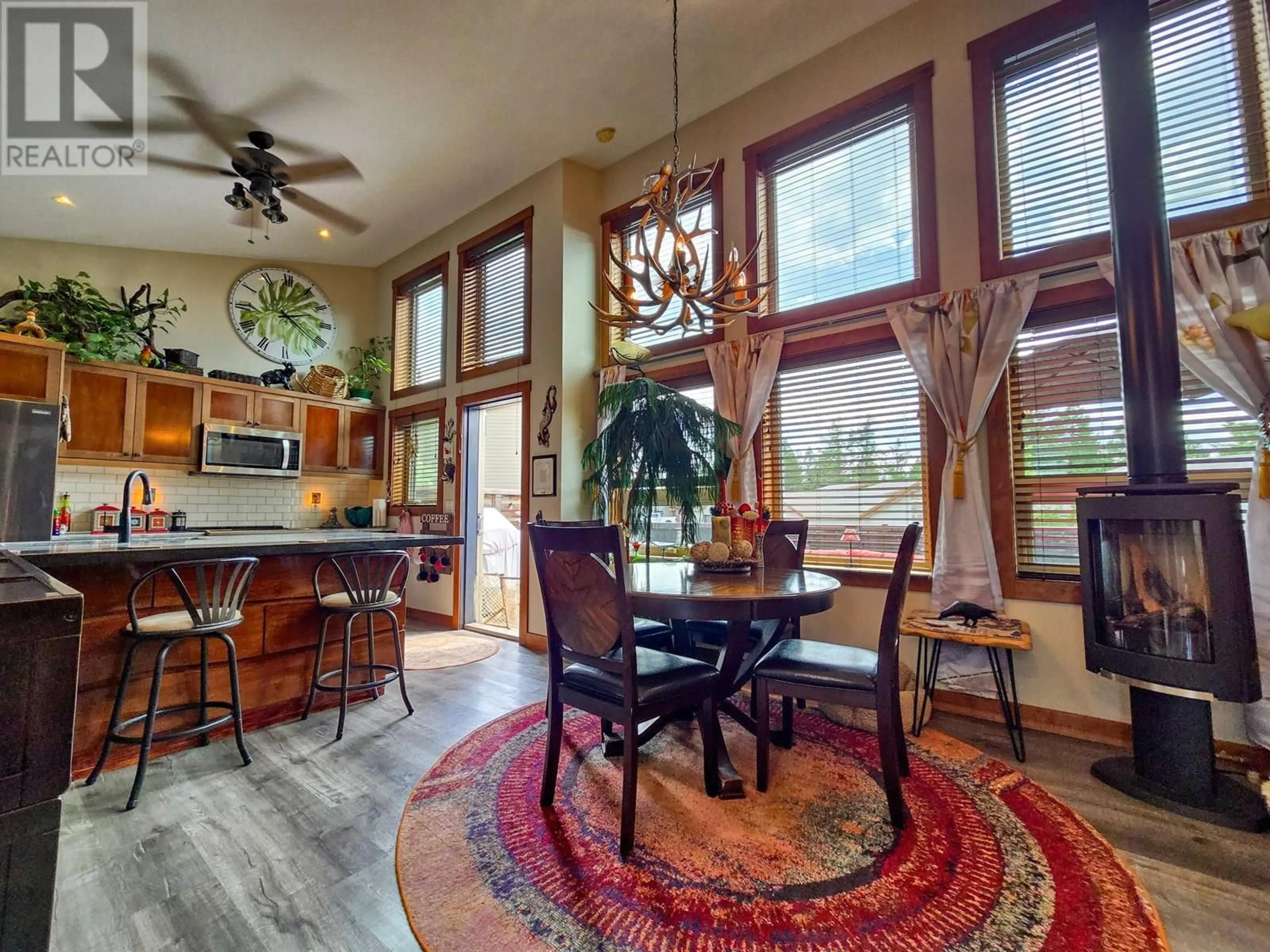 Dining room, unknown for 8 - 4926 TIMBER RIDGE ROAD, Windermere British Columbia V0A1K3