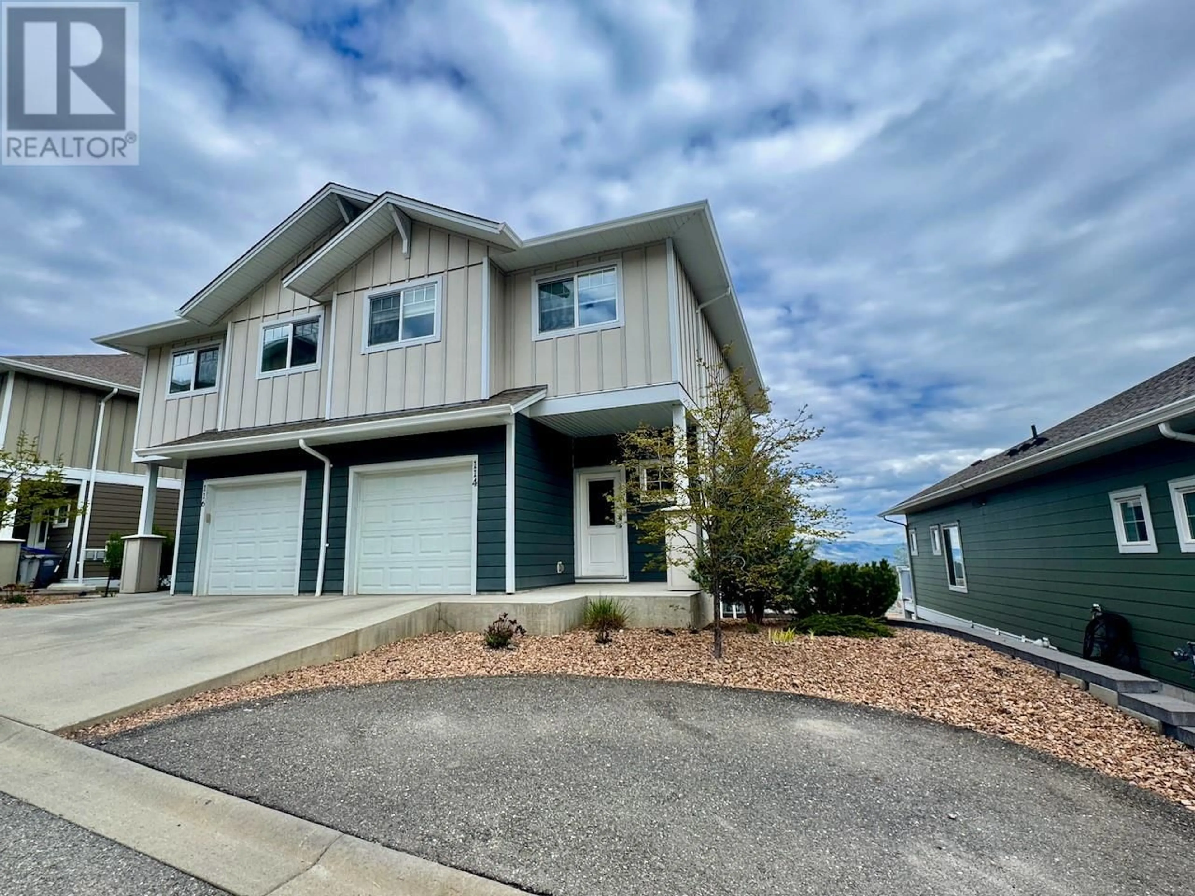 Home with vinyl exterior material, street for 114 - 1325 ABERDEEN DRIVE, Kamloops British Columbia V1S0C7