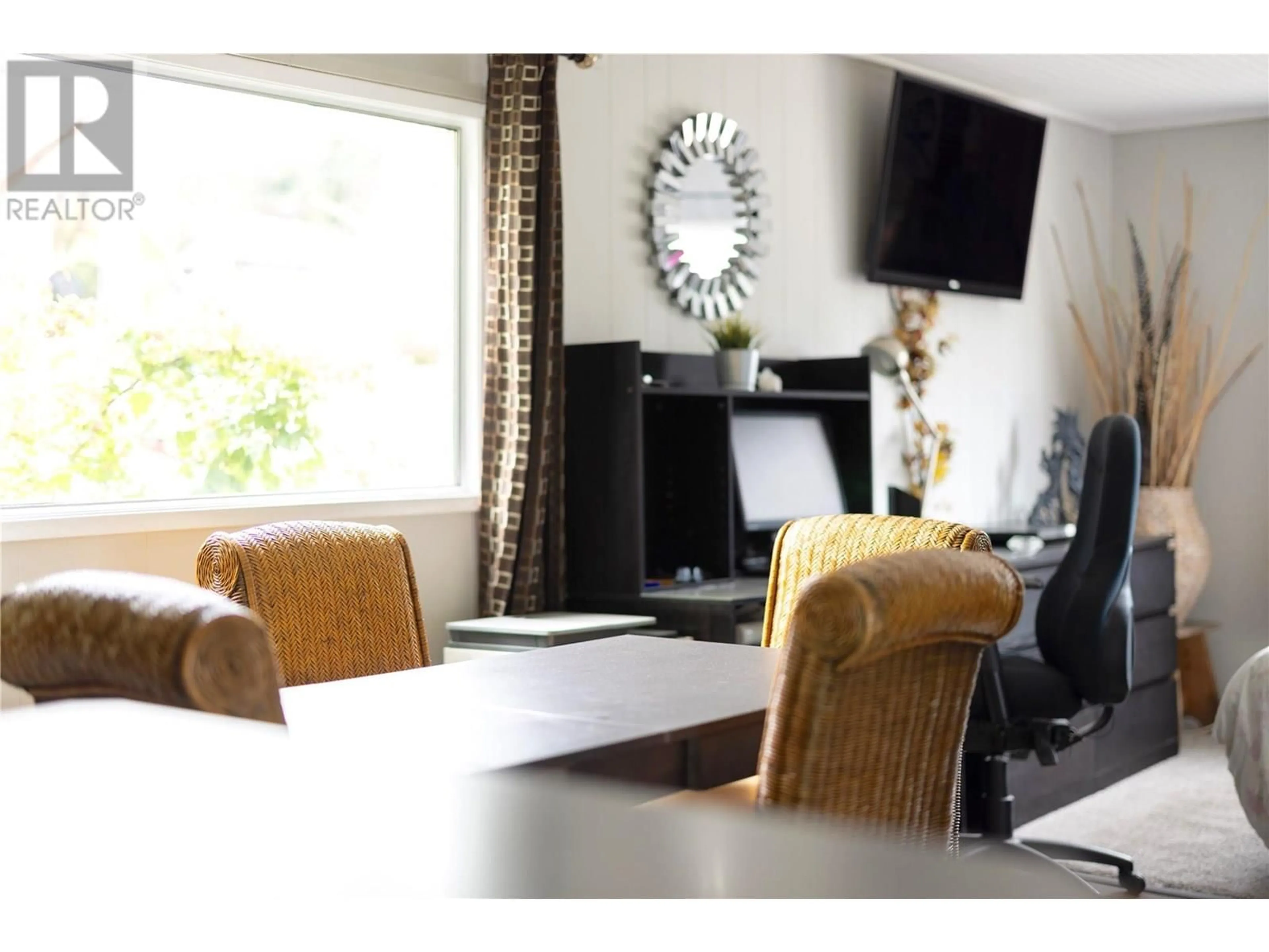 A pic of a room for 24 - 6711 HIGHWAY 97 HIGHWAY SOUTH, Peachland British Columbia V0H1X5