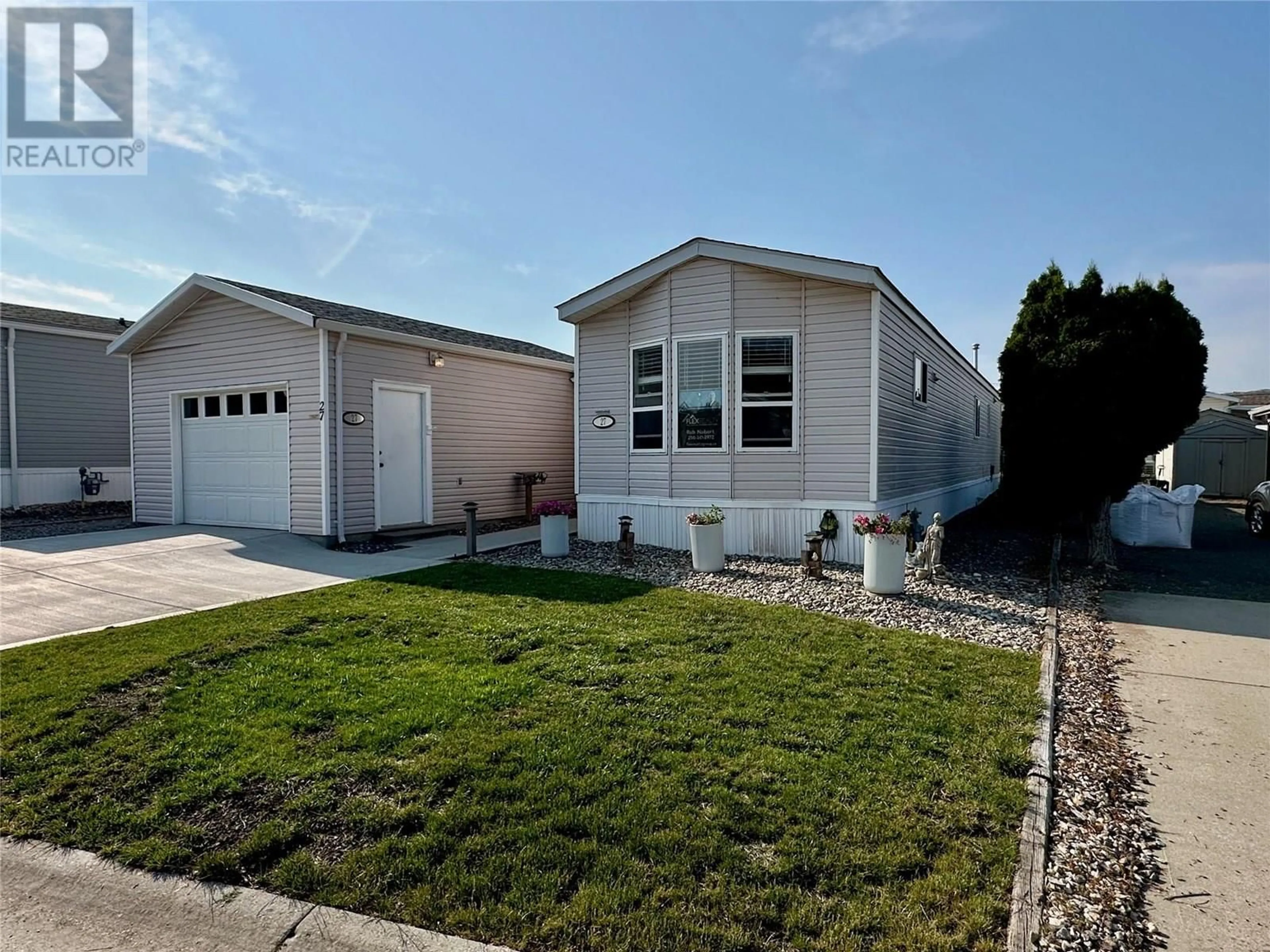 Home with vinyl exterior material, street for 27 - 12560 WESTSIDE ROAD, Vernon British Columbia V1H1S9