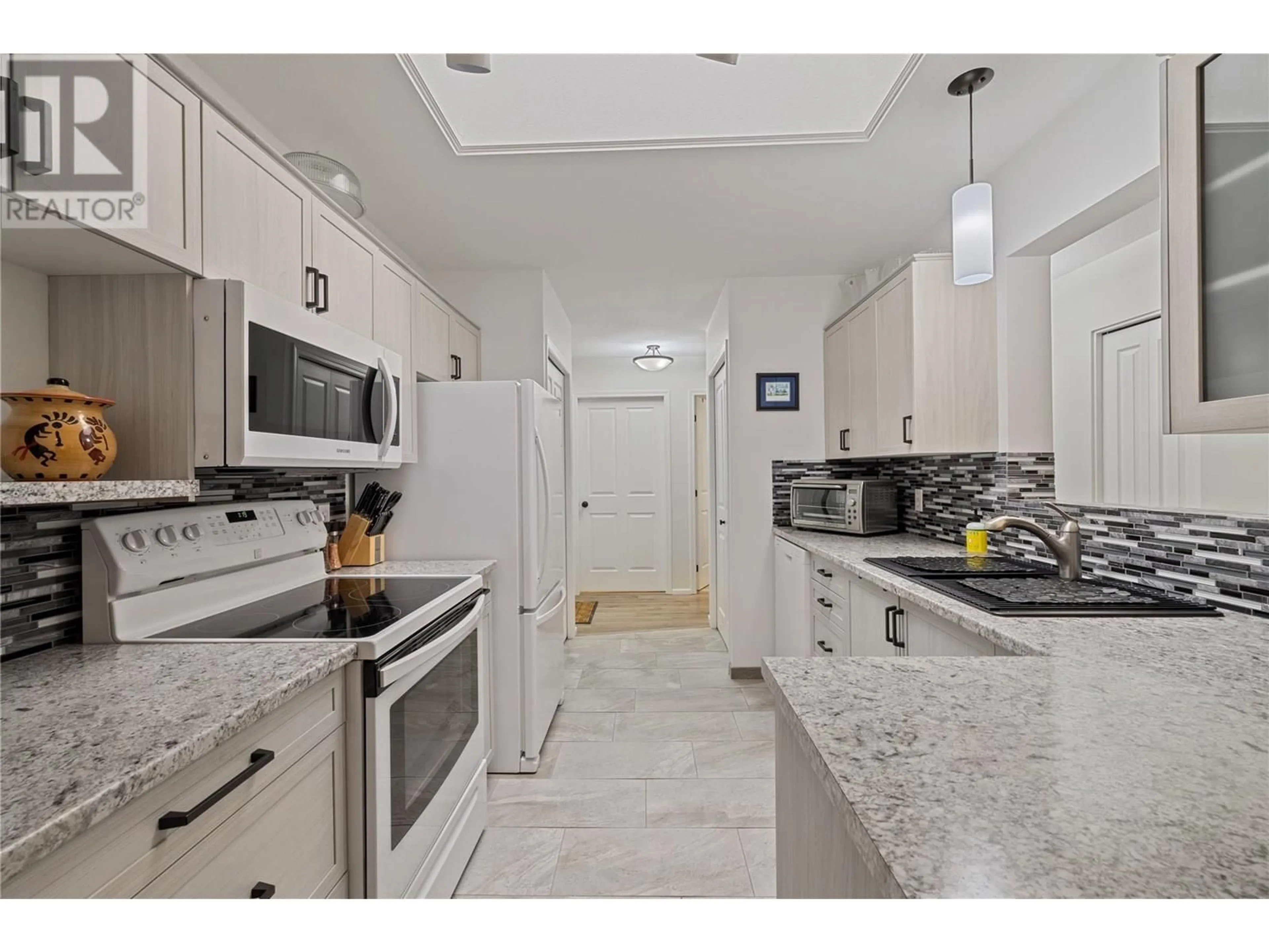 Unknown for 305 - 3858 BROWN ROAD, West Kelowna British Columbia V4T2J5