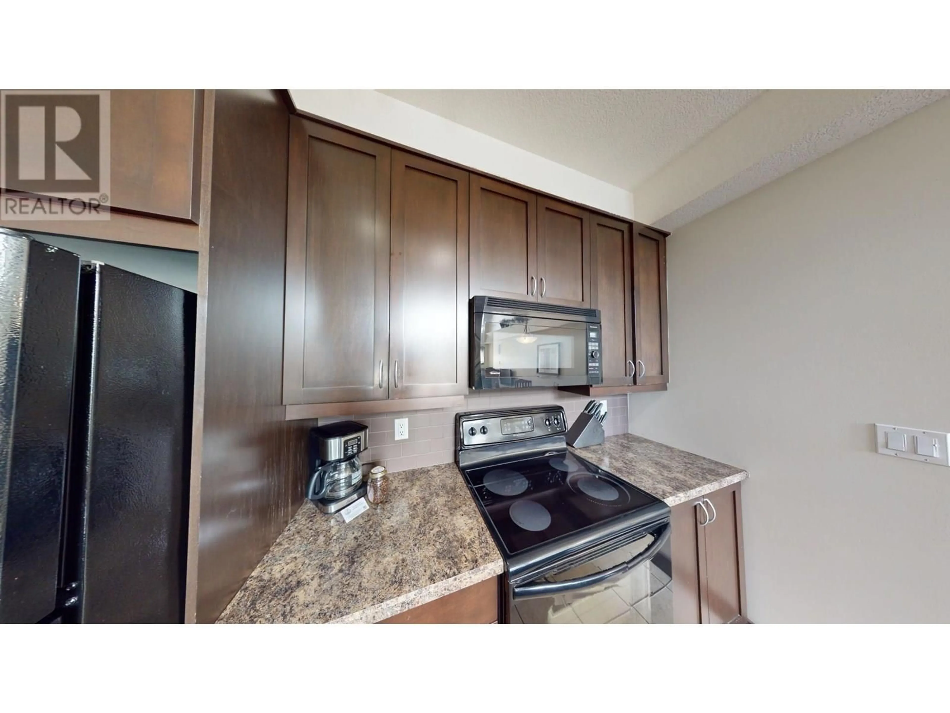 Standard kitchen, unknown for 415 - 1500 MCDONALD AVENUE, Fernie British Columbia V0B1M1