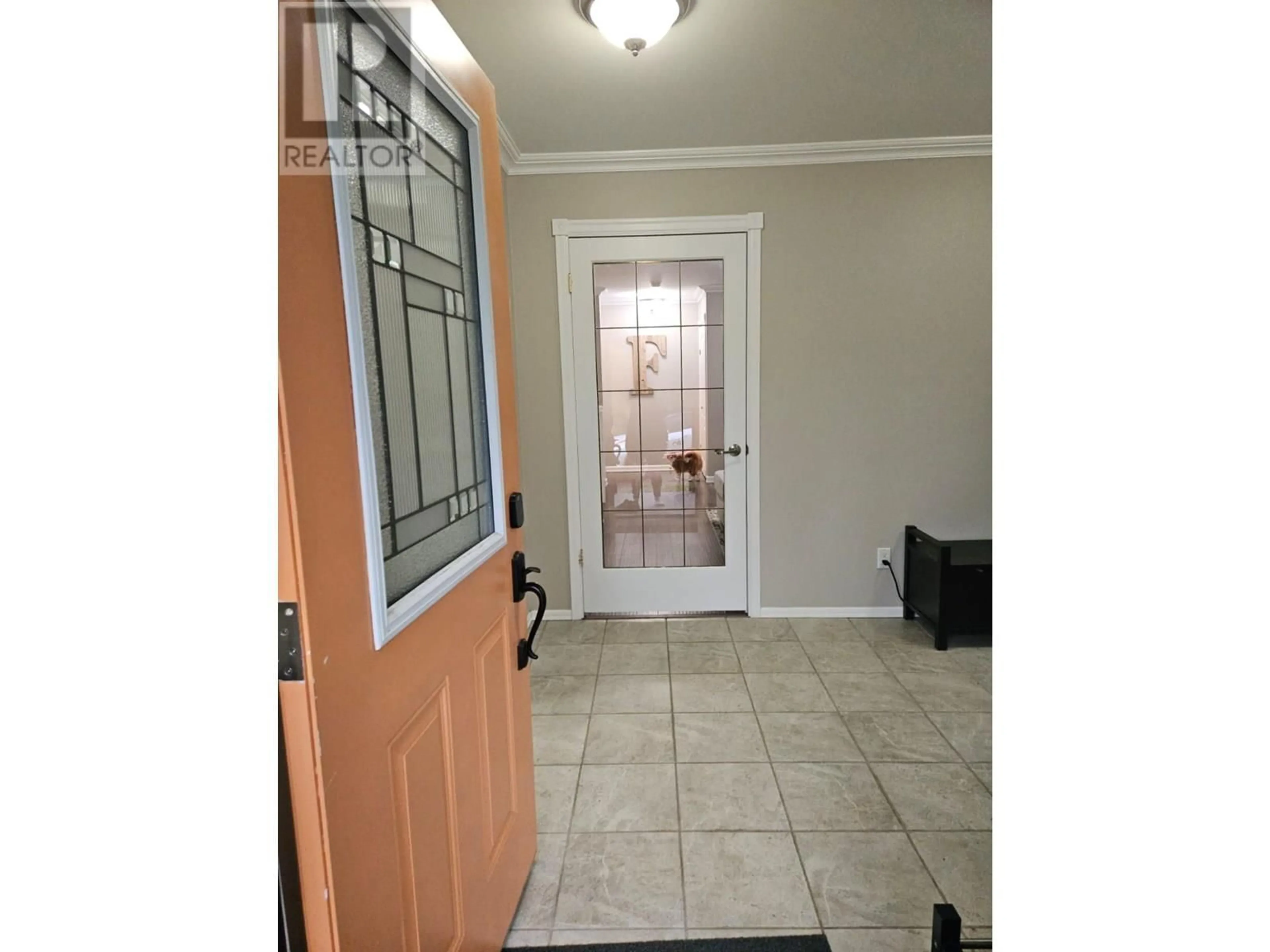Indoor entryway for 5947 KURJATA ROAD, Chetwynd British Columbia V0C1J0