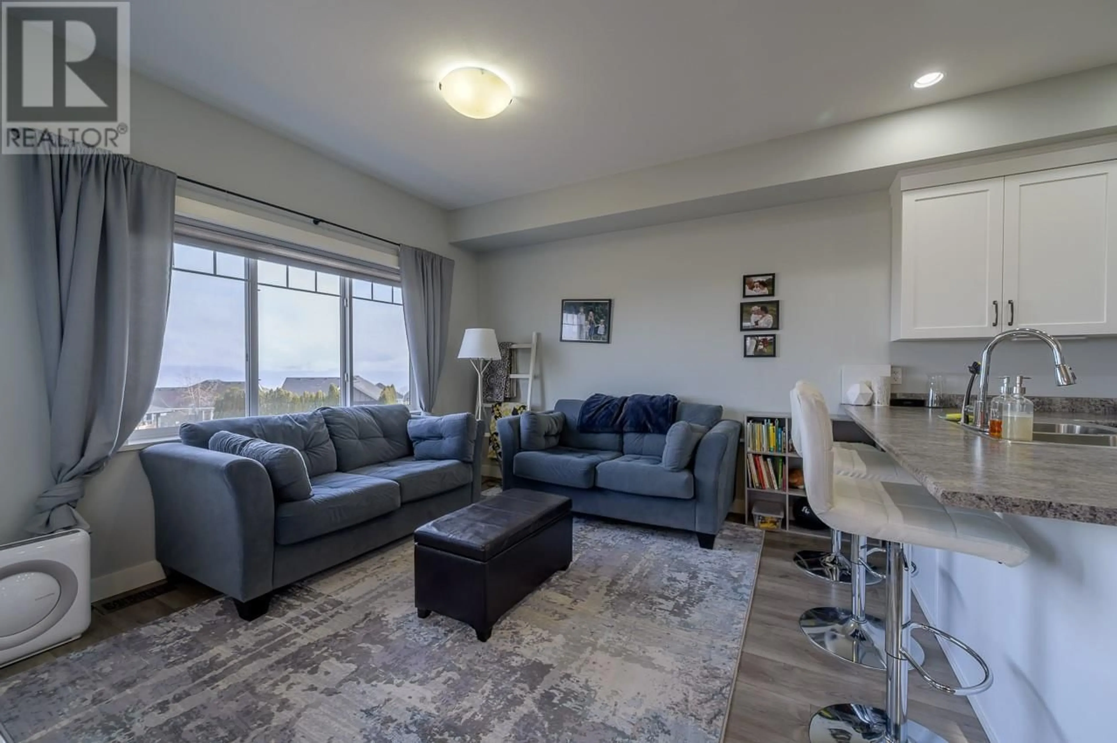Living room with furniture, unknown for 116 - 1325 ABERDEEN DRIVE, Kamloops British Columbia V1S0C7