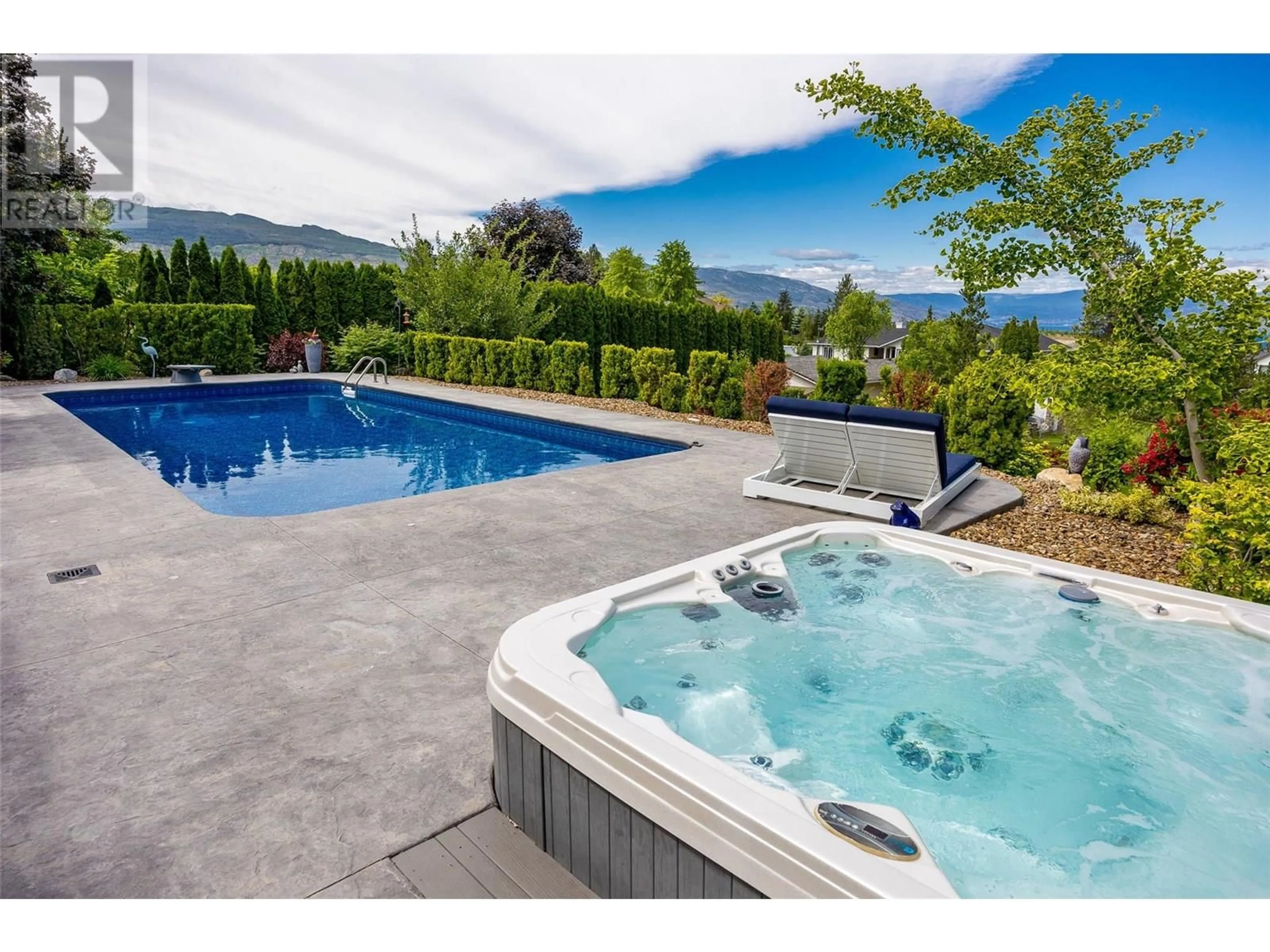 Pool for 4320 BEDFORD ROAD, Kelowna British Columbia V1W3C5