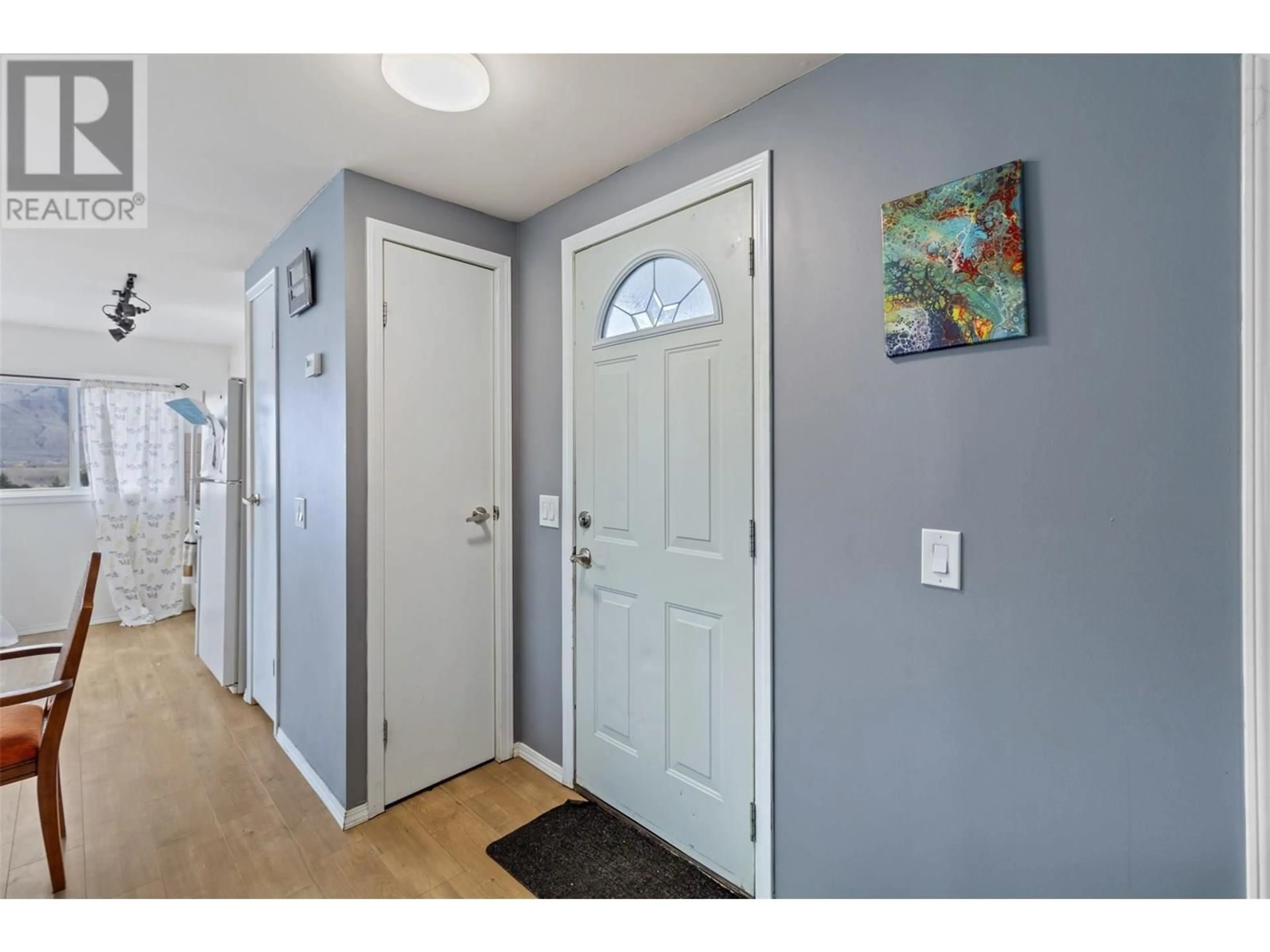 Indoor entryway for 34 - 1680 WESTSYDE ROAD, Kamloops British Columbia V2B7B6