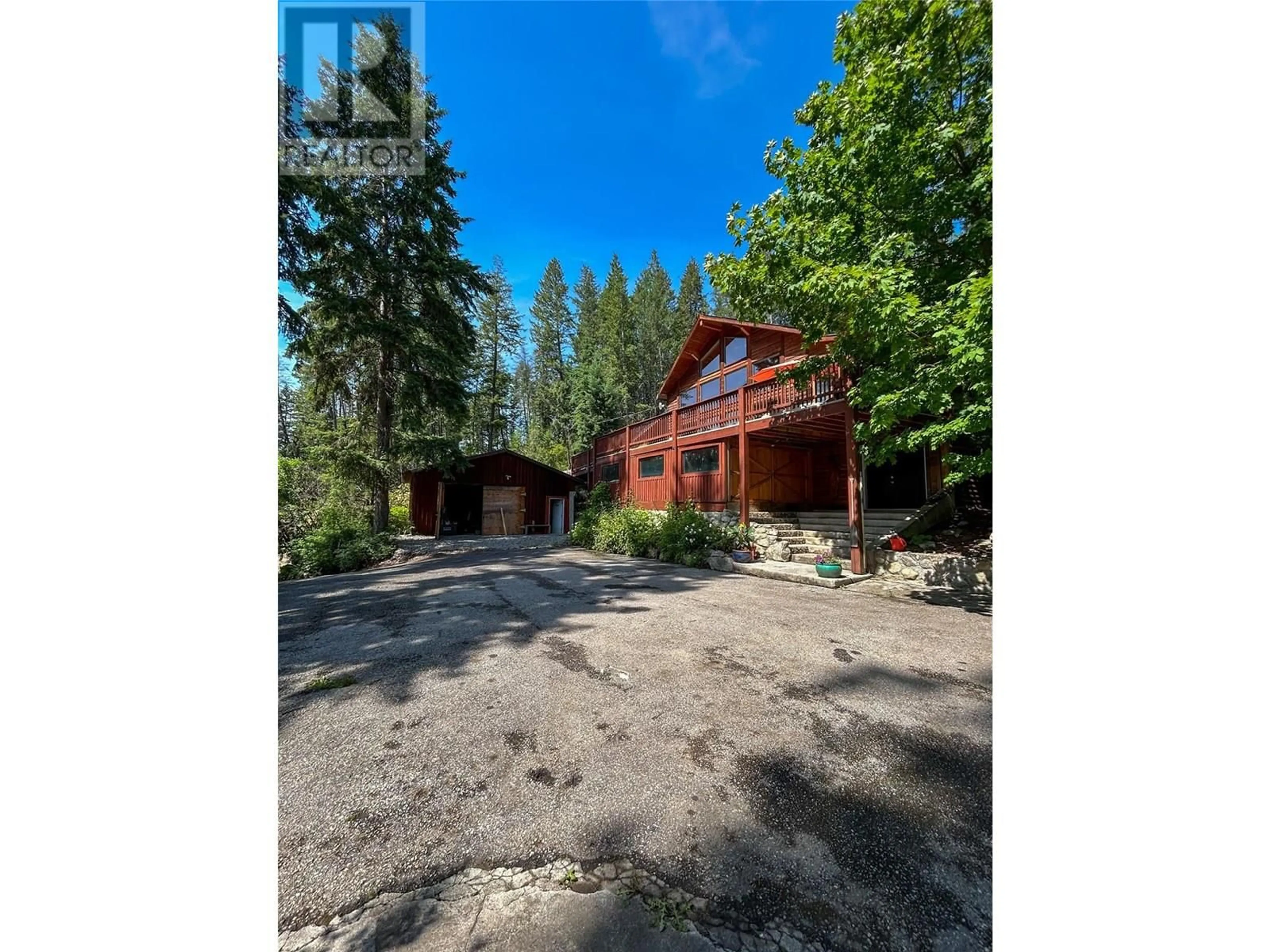 A pic from outside/outdoor area/front of a property/back of a property/a pic from drone, unknown for 11200 HIGHWAY 3A HIGHWAY, Sanca British Columbia V0B1A2