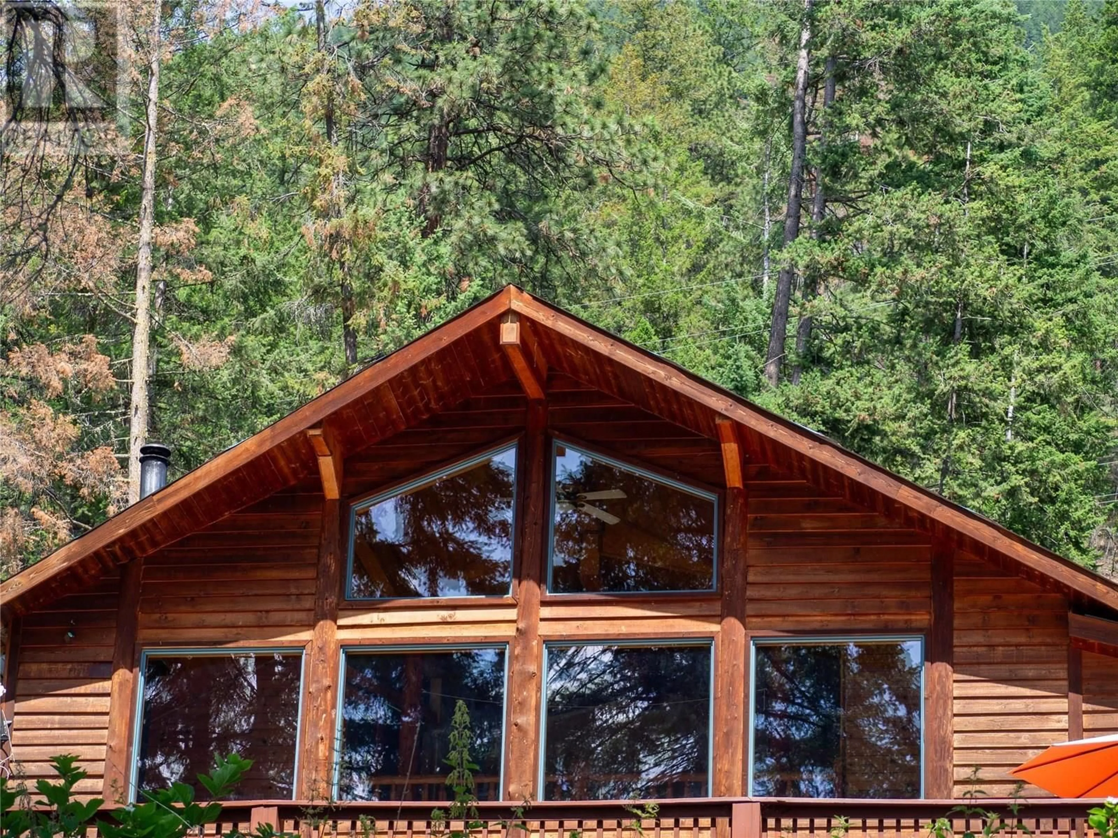 Home with vinyl exterior material, forest/trees view for 11200 HIGHWAY 3A HIGHWAY, Sanca British Columbia V0B1A2