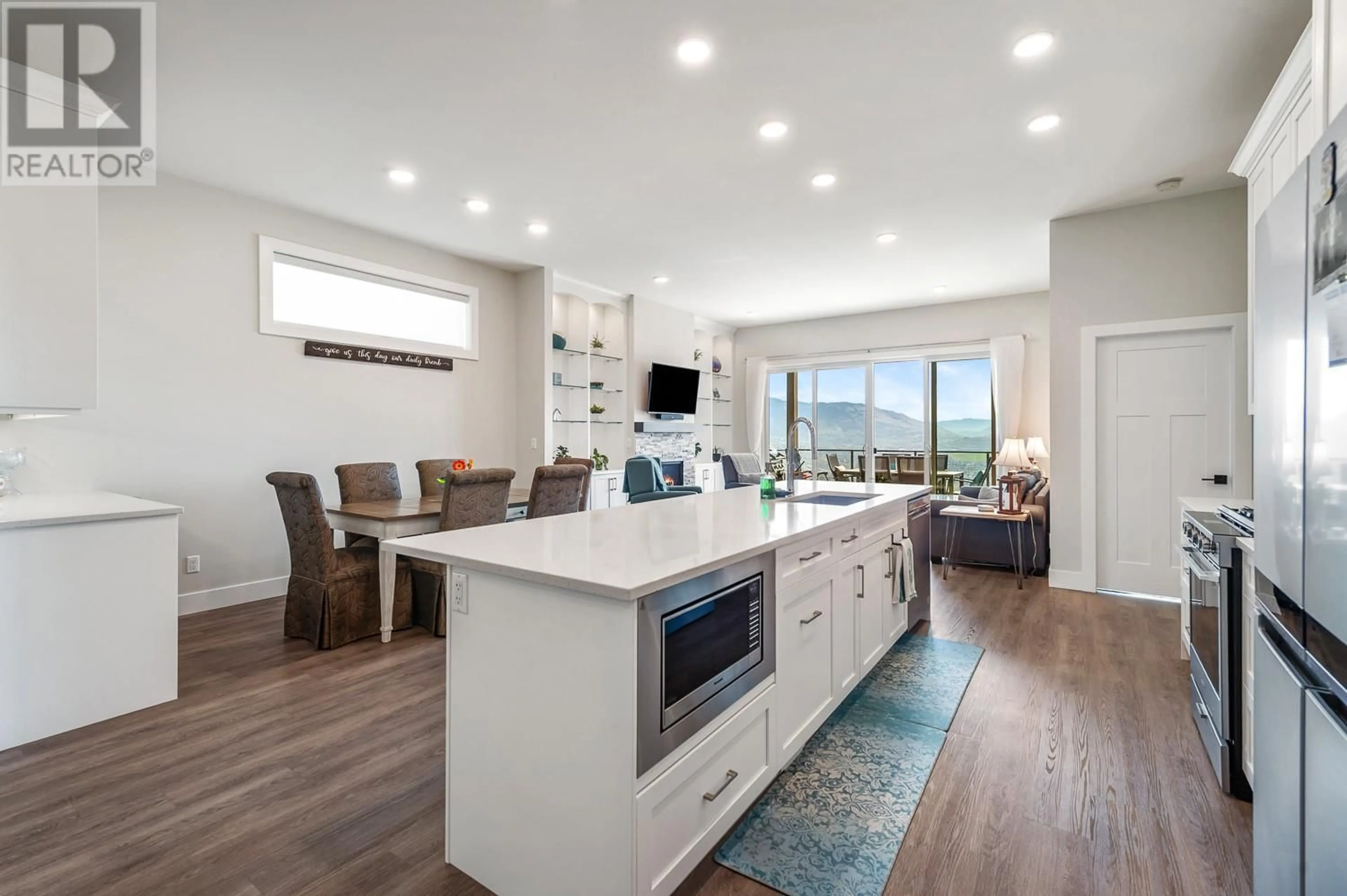 Open concept kitchen, unknown for 2 - 496 SILVERSAGE PLACE, Vernon British Columbia V1H2J2