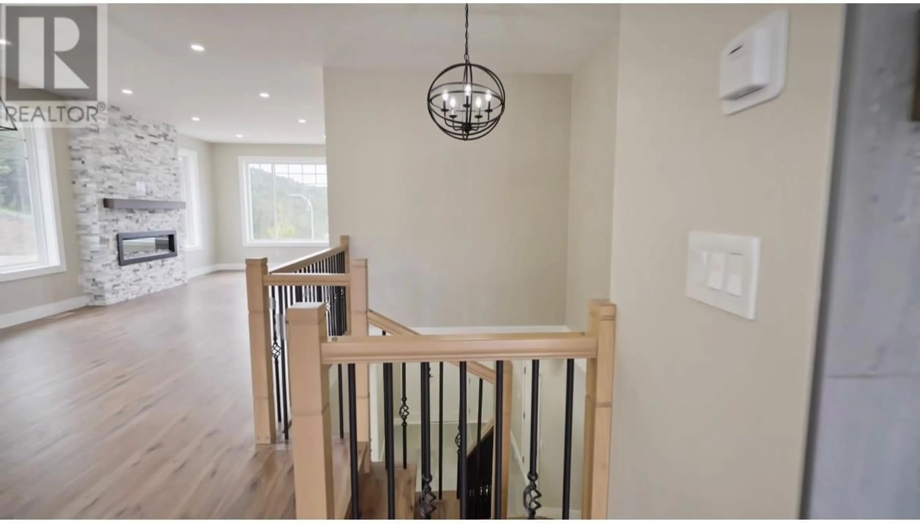 Unknown for 2073 LINFIELD DRIVE, Kamloops British Columbia V1S0G3