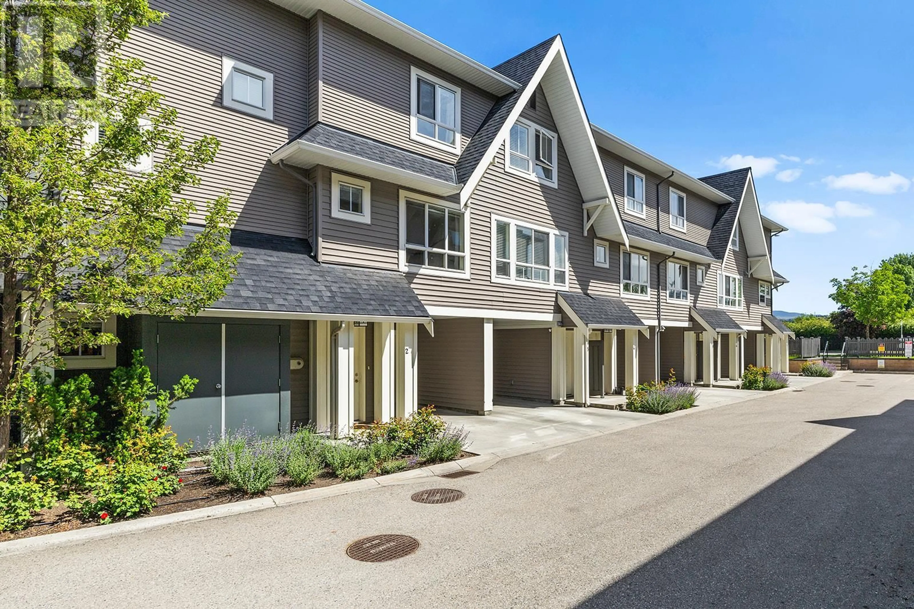 Unknown for 2 - 680 OLD MEADOWS ROAD, Kelowna British Columbia V1W5L4