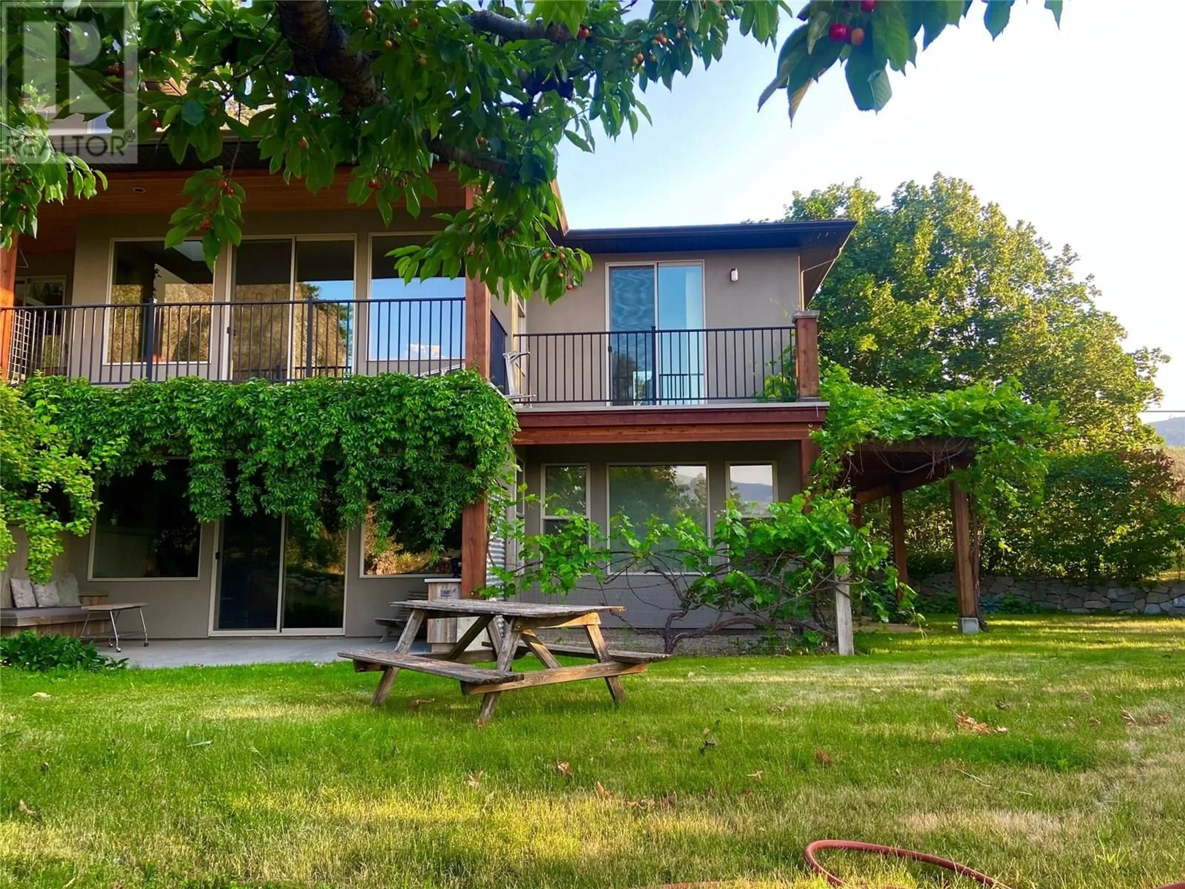 Patio, unknown for 19560 MATSU DRIVE, Summerland British Columbia V0H1Z6