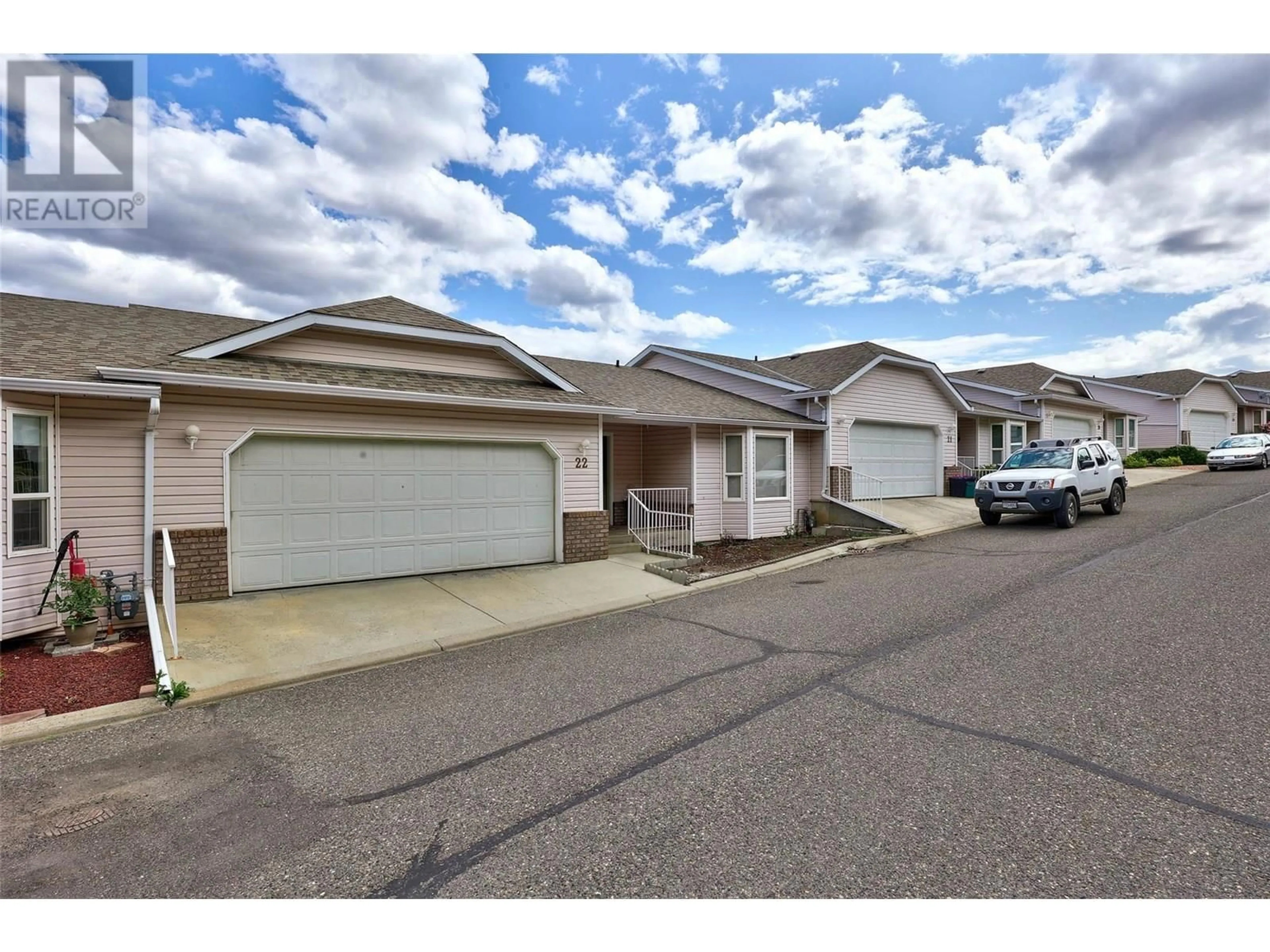 Unknown for 22 - 2022 PACIFIC WAY, Kamloops British Columbia V1S1T1