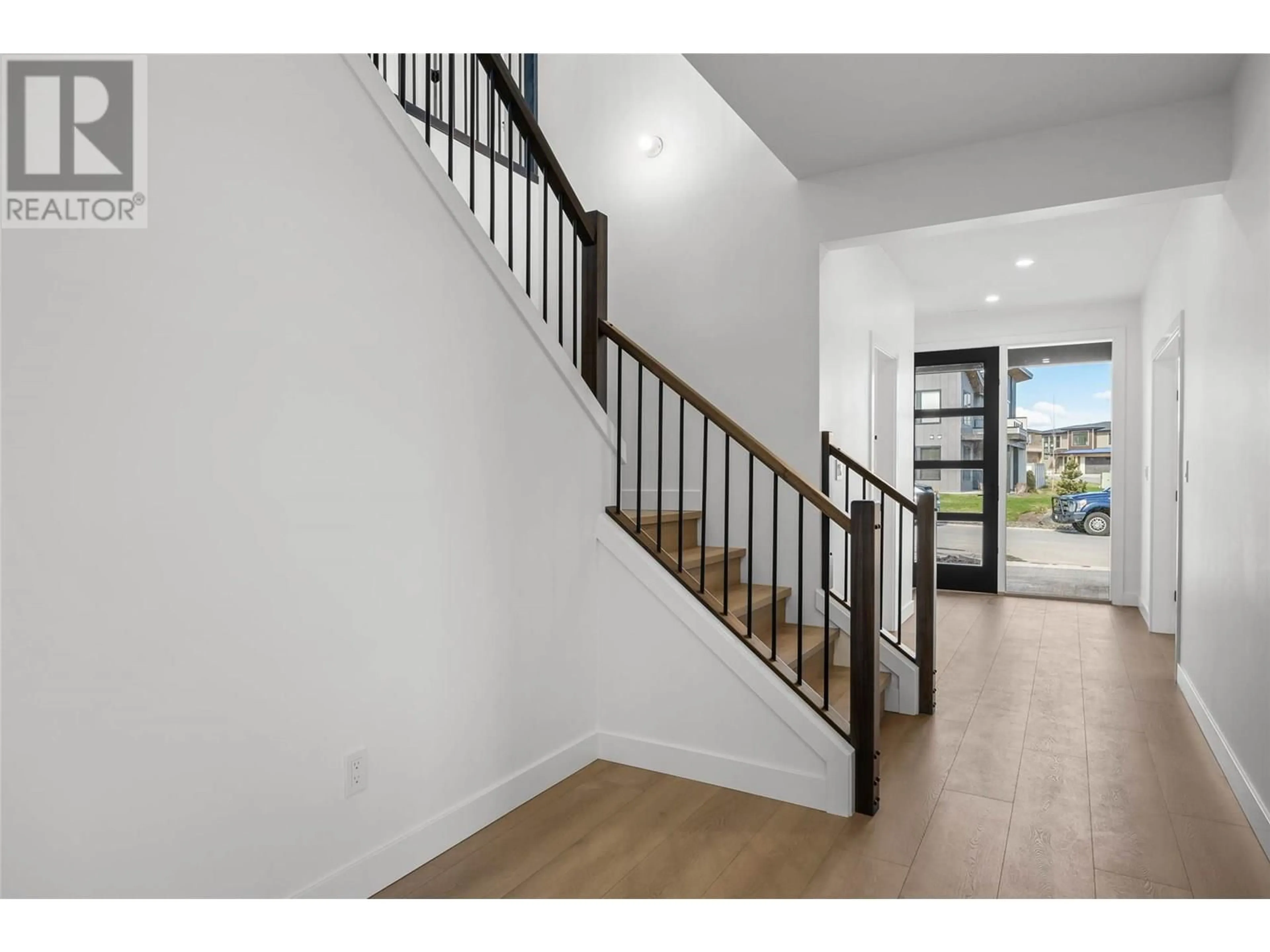 Unknown for 1298 BRECHIN PLACE, Kamloops British Columbia V1S1J9