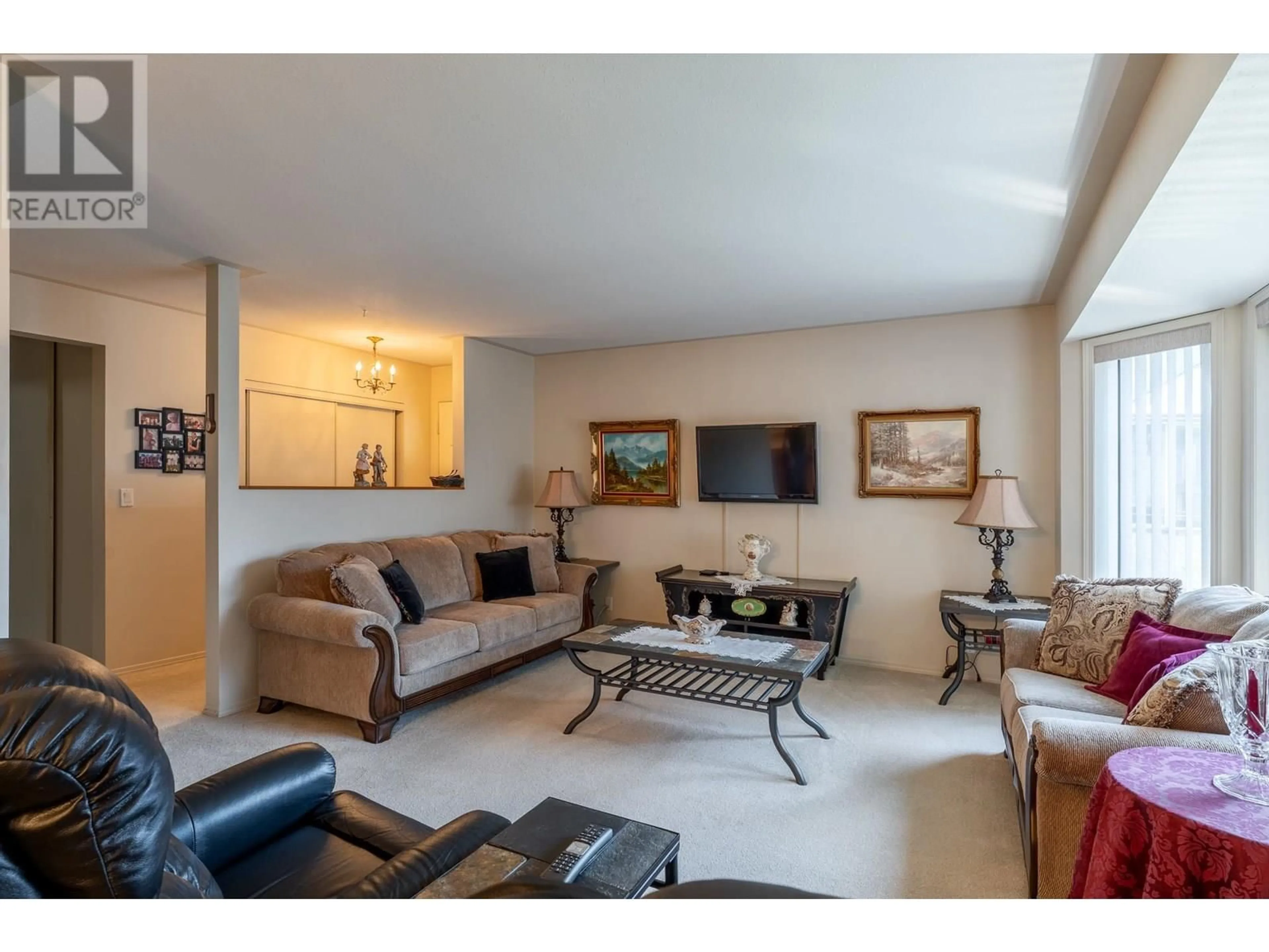 Living room with furniture, unknown for 9 - 14004 NORTH VICTORIA ROAD, Summerland British Columbia V0H1Z5