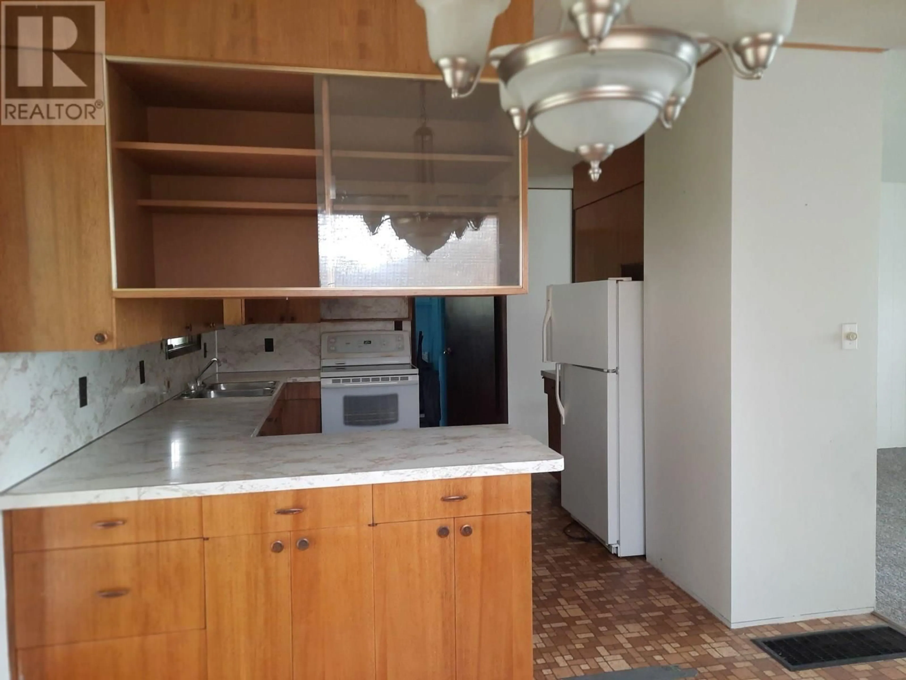 Standard kitchen, unknown for 6045 TOWER ROAD, Grand Forks British Columbia V0H1H5
