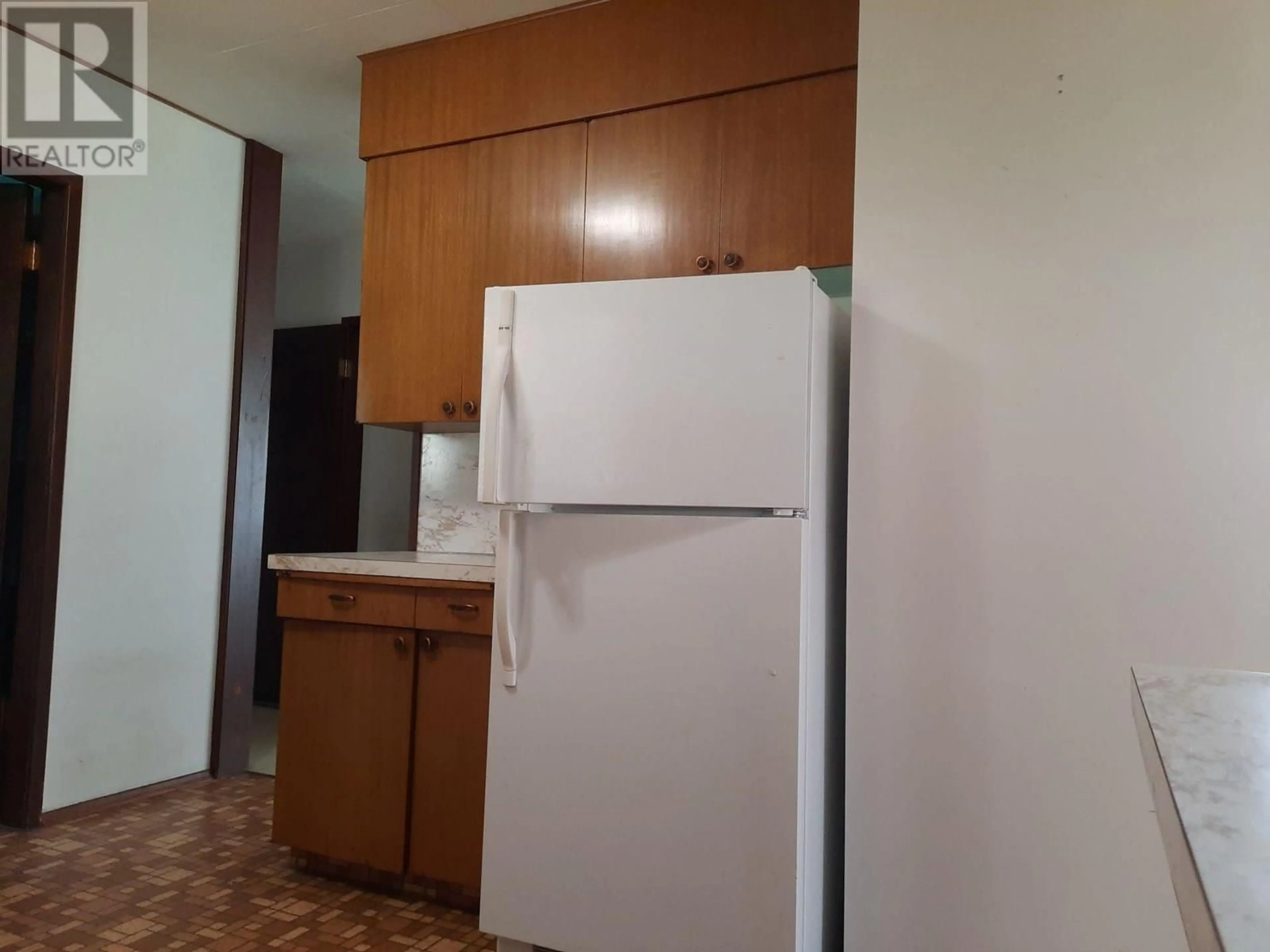 Standard kitchen, unknown for 6045 TOWER ROAD, Grand Forks British Columbia V0H1H5