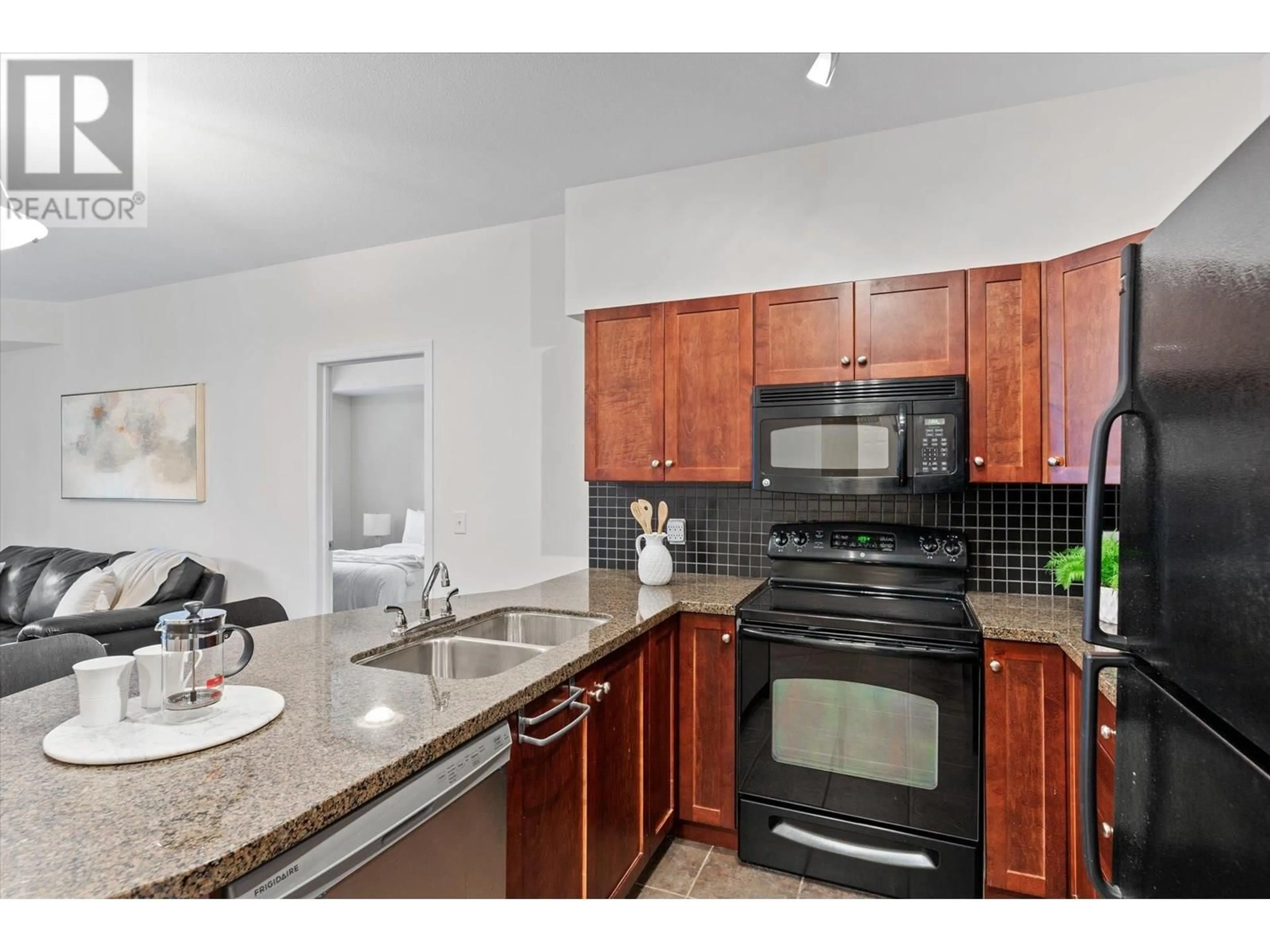 Standard kitchen, ceramic/tile floor for 1317 - 1875 COUNTRY CLUB DRIVE, Kelowna British Columbia V1V2W7