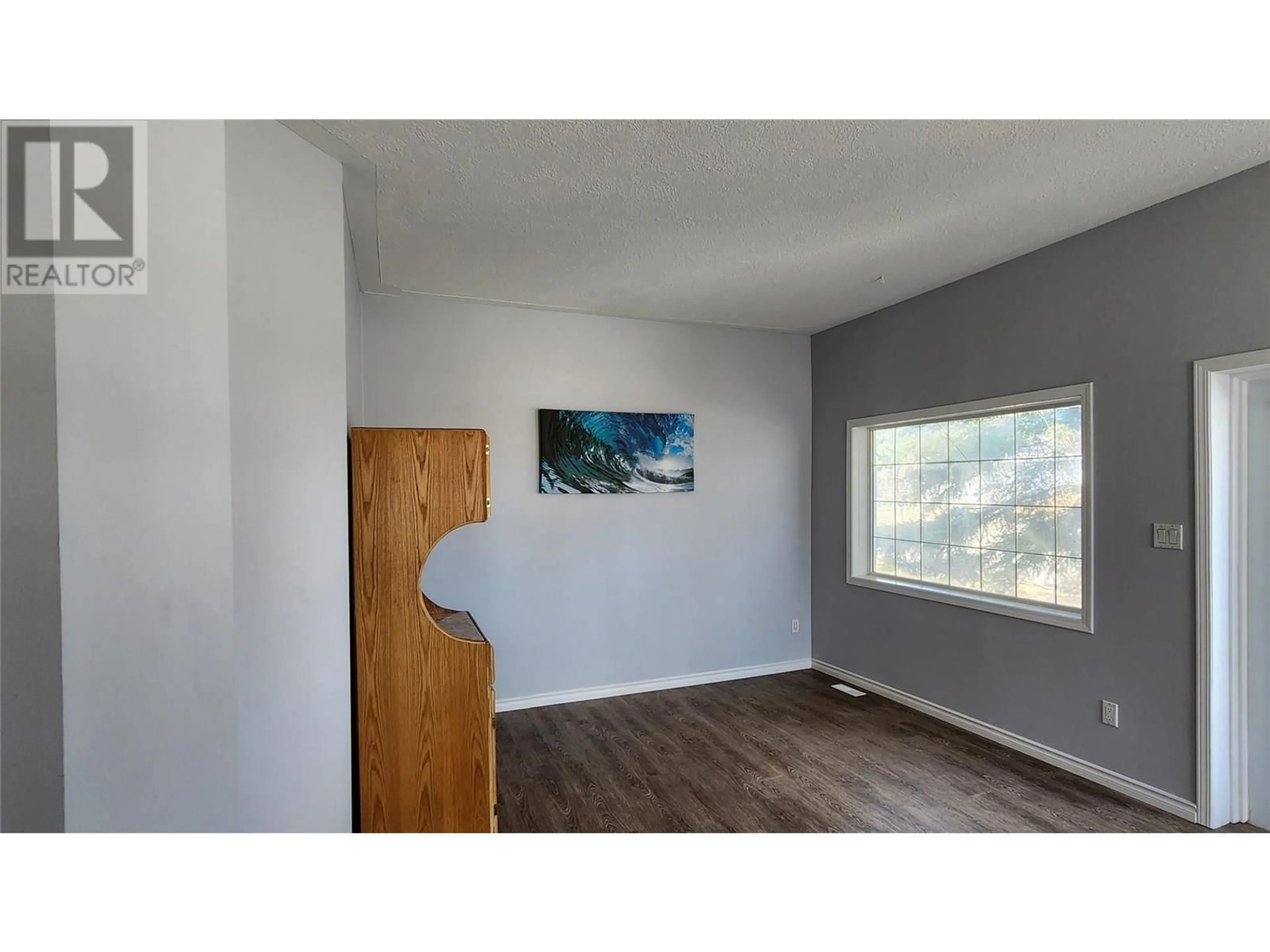 A pic of a room for 1413 105 AVENUE, Dawson Creek British Columbia V1G2M3