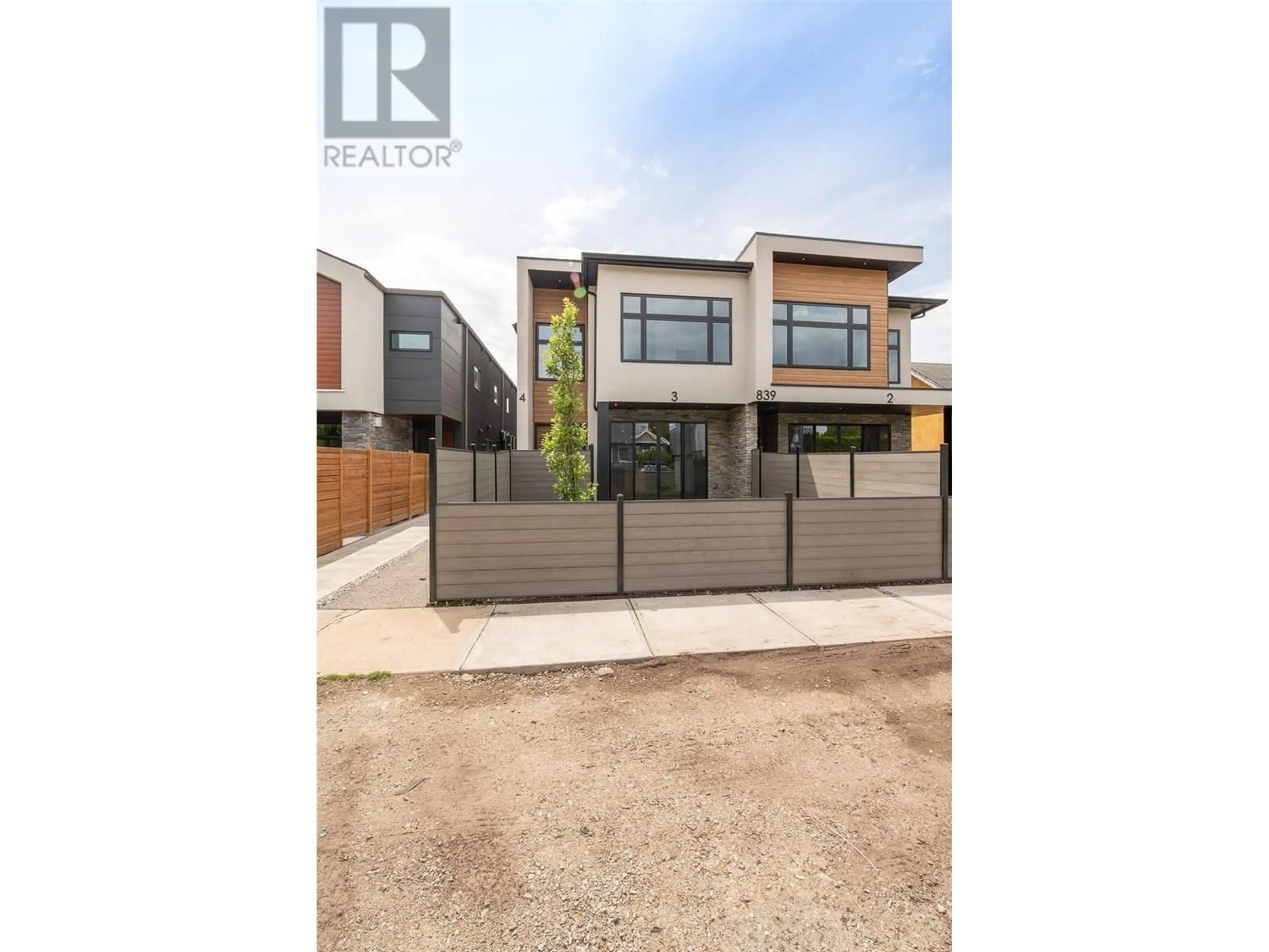 Unknown for 4 - 839 LAWSON AVENUE, Kelowna British Columbia V1Y6S9