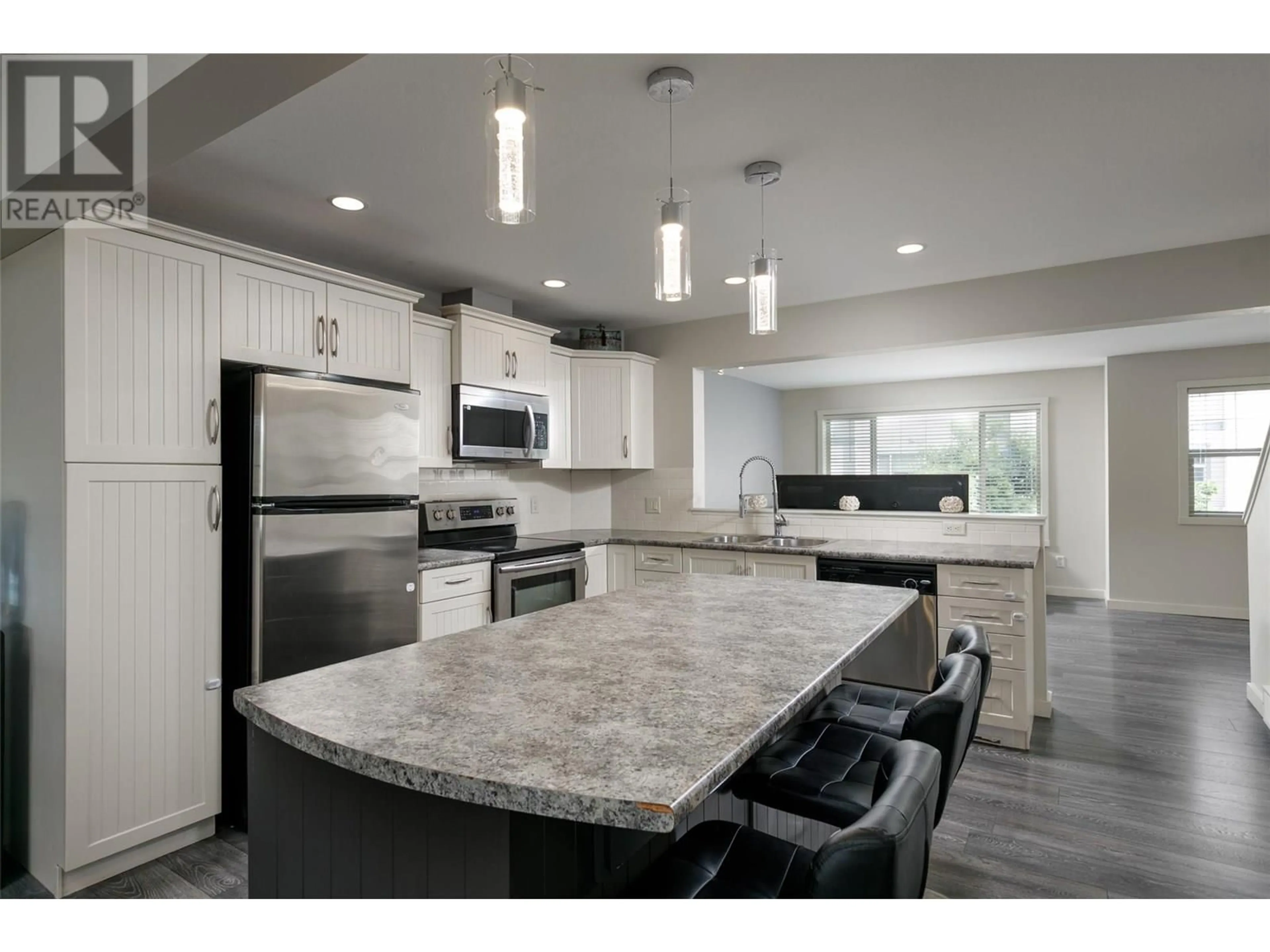 Open concept kitchen, ceramic/tile floor for 110 - 440 HARTMAN ROAD, Kelowna British Columbia V1X2N1
