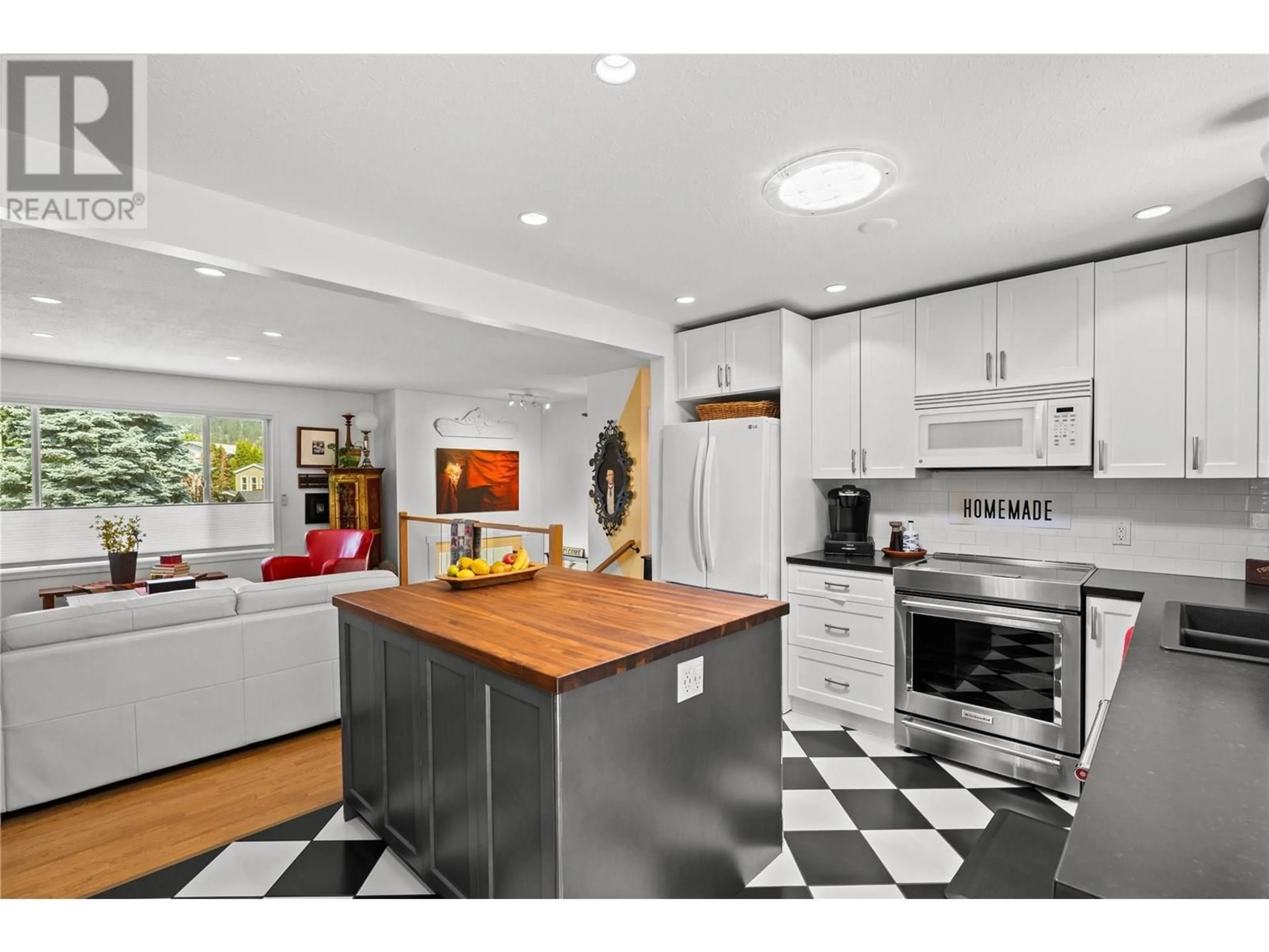 Open concept kitchen, ceramic/tile floor for 2961 SANDSTONE CRESCENT, West Kelowna British Columbia V4T1T2