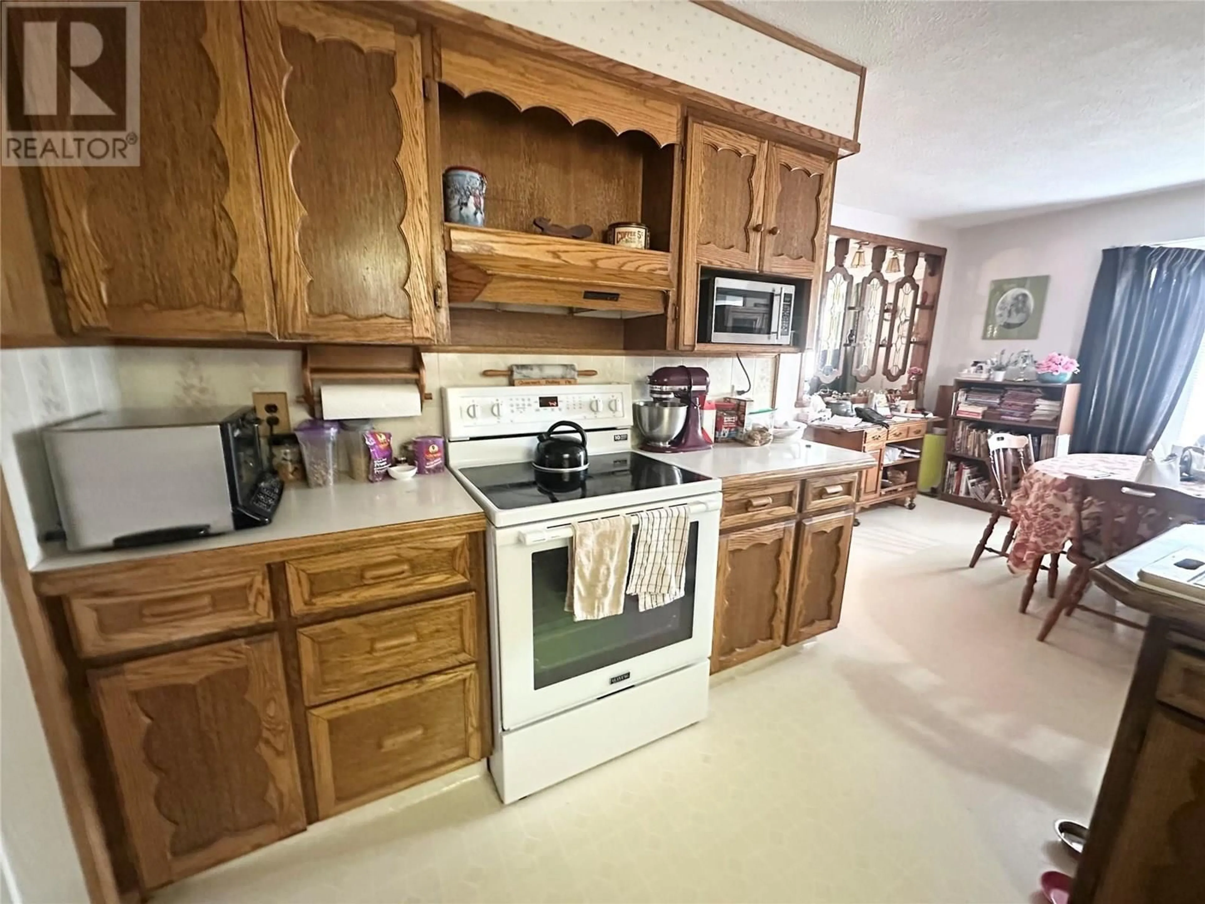 Standard kitchen, unknown for 2787 GRANITE PLACE, Merritt British Columbia V1K1E3