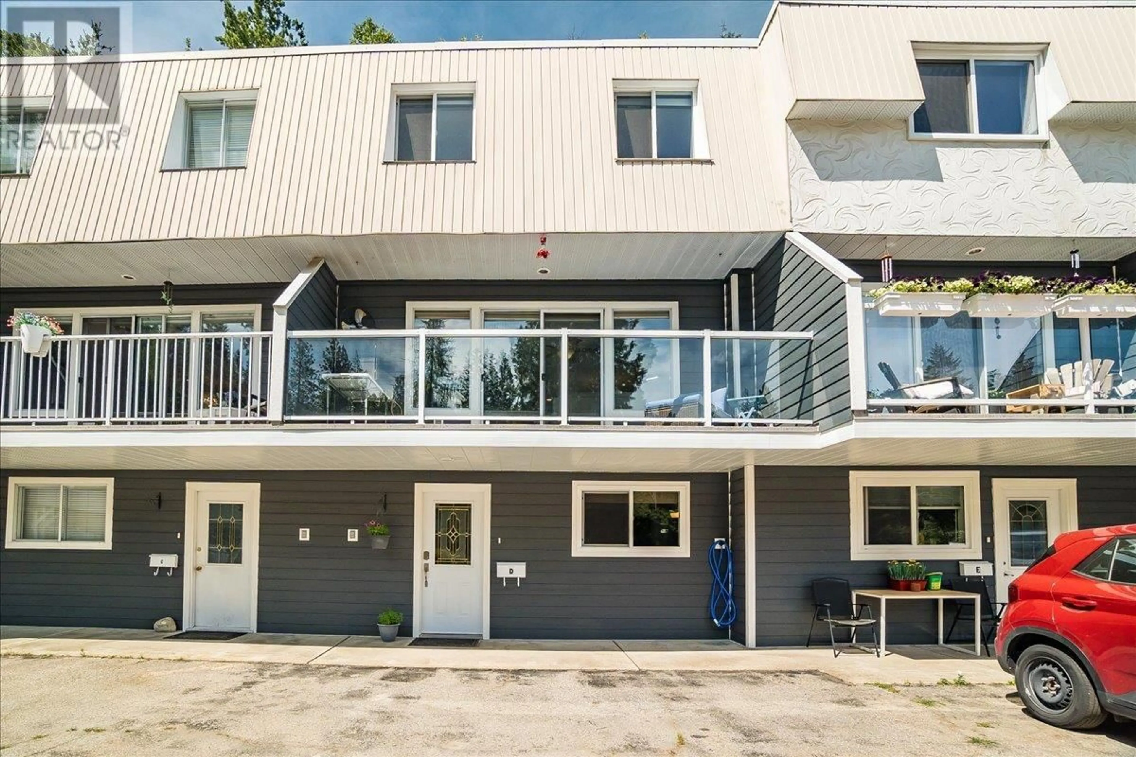 Patio, street for D - 1429 MEADOWBROOK DRIVE, Castlegar British Columbia V1N3L9