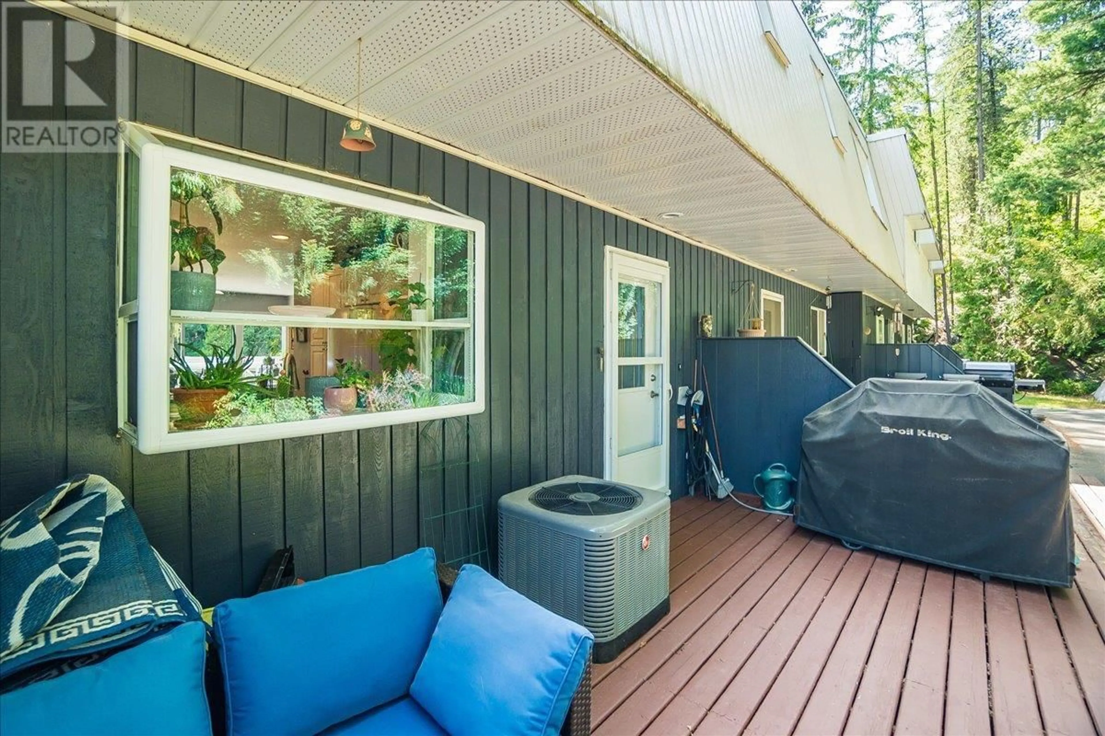 Patio, water/lake/river/ocean view for D - 1429 MEADOWBROOK DRIVE, Castlegar British Columbia V1N3L9