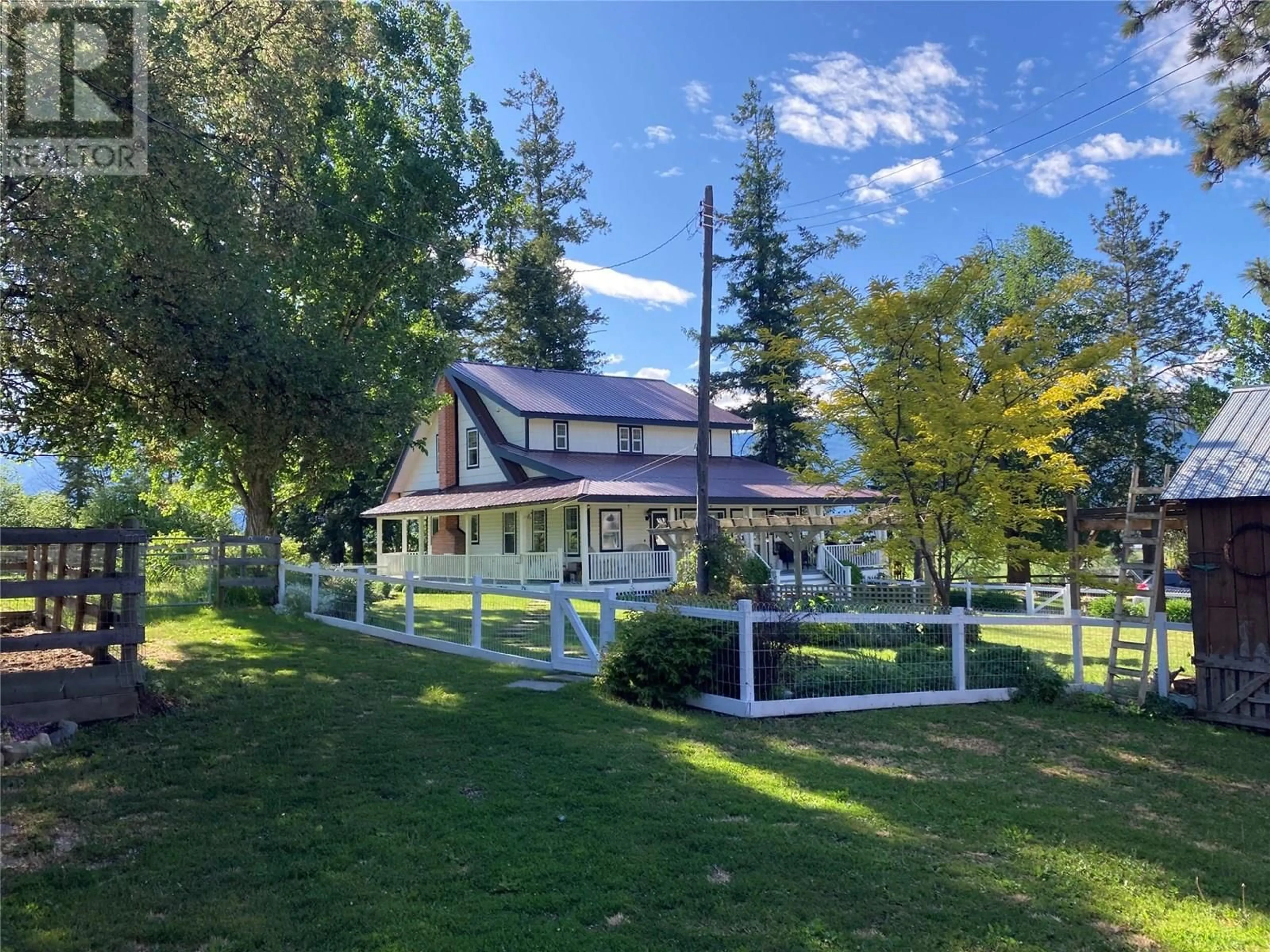 A pic from outside/outdoor area/front of a property/back of a property/a pic from drone, mountain view for 4365 ROUND PRAIRIE ROAD, Armstrong British Columbia V4Y0L1