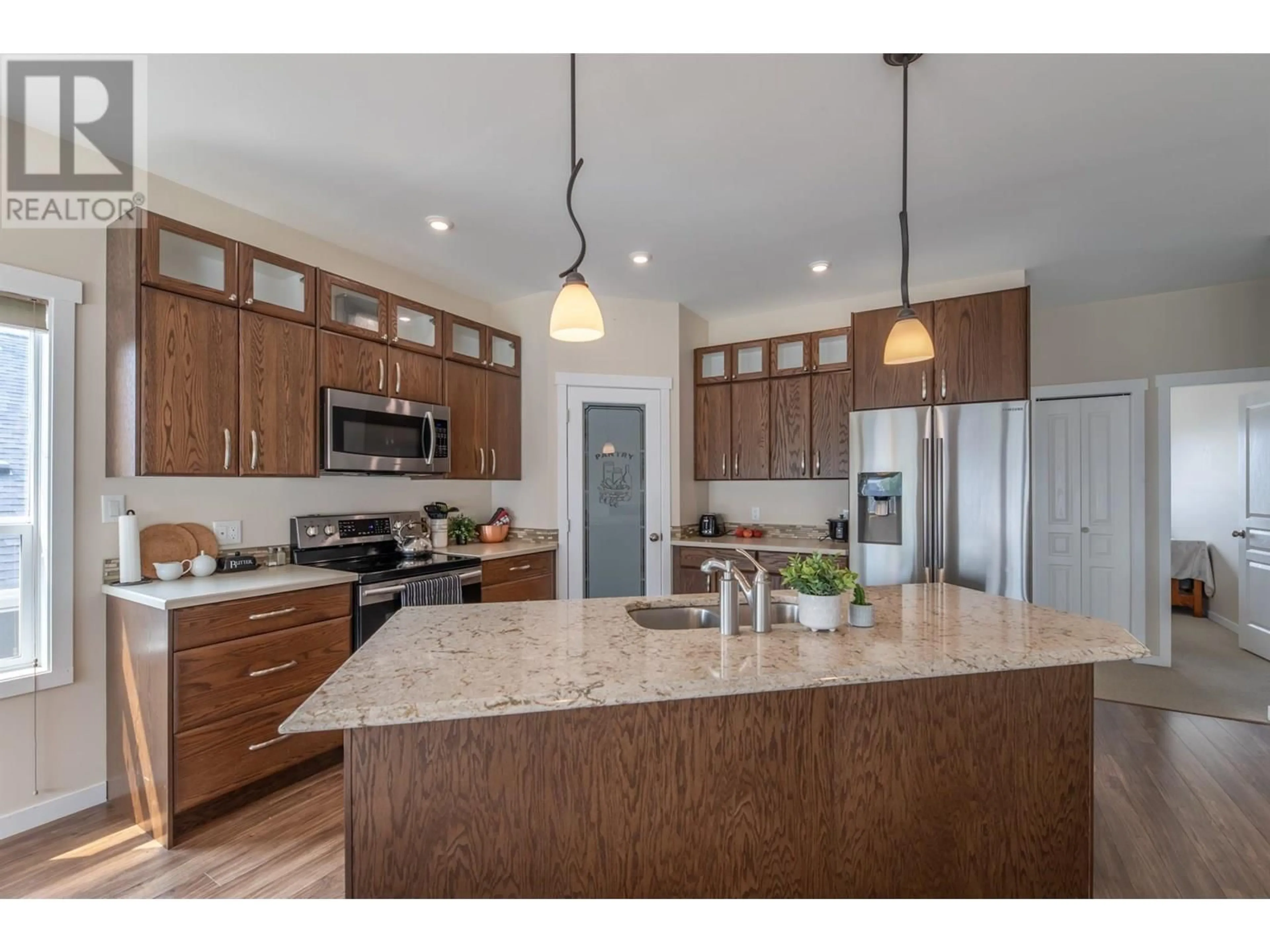 Open concept kitchen, unknown for 2126 LAWRENCE AVENUE, Penticton British Columbia V2A9G5