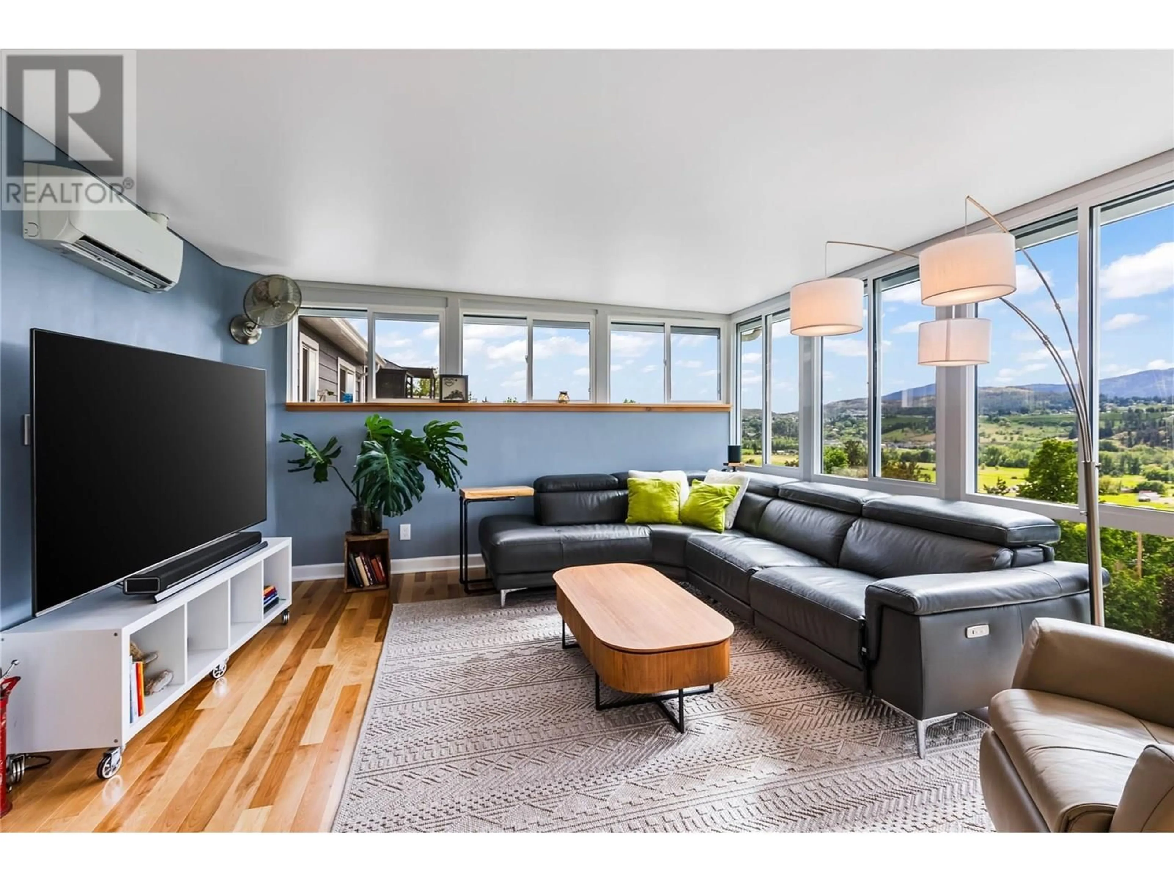Living room with furniture, unknown for 11290 DARLENE ROAD, Lake Country British Columbia V4V1Y4