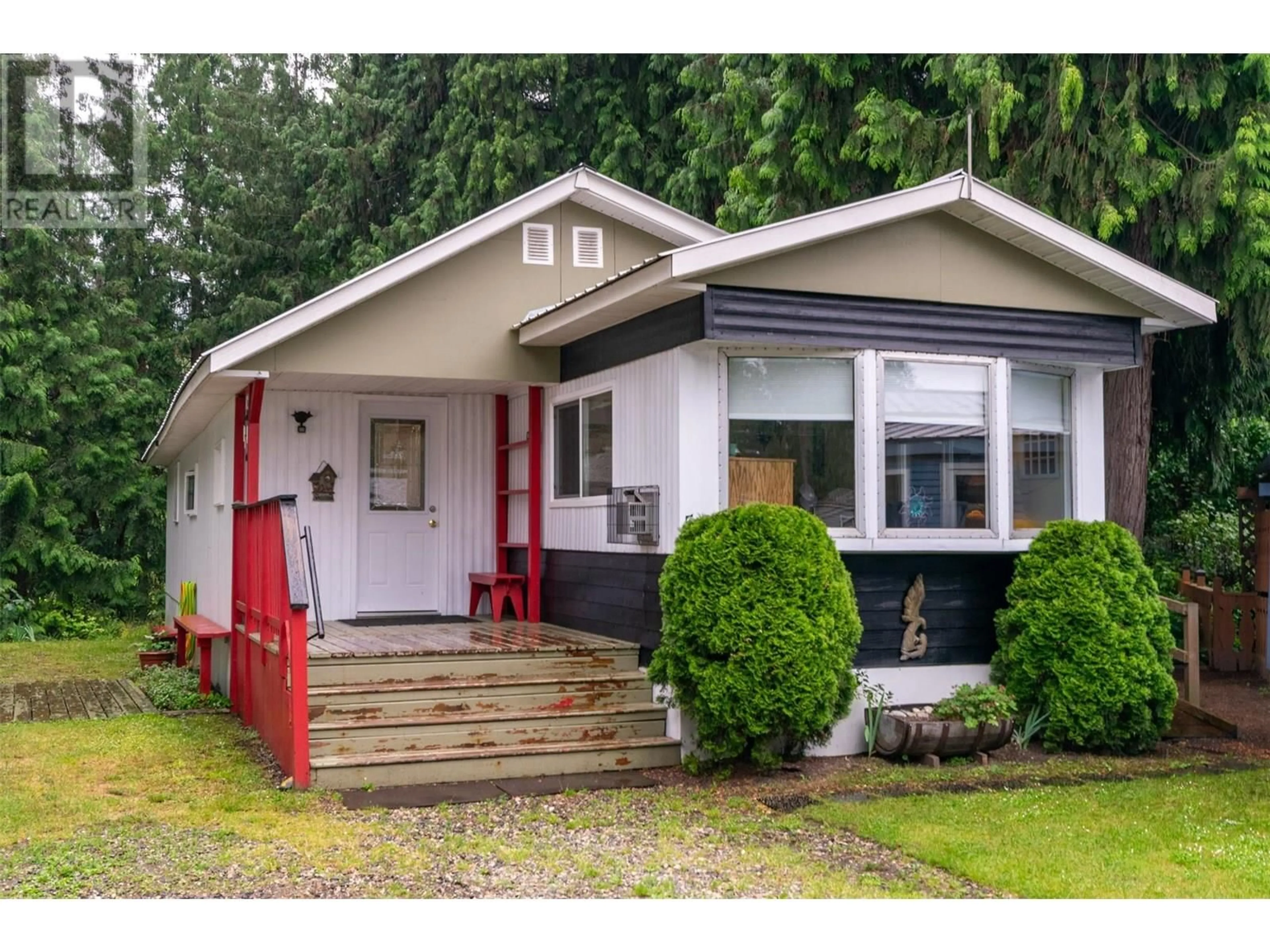 Home with vinyl exterior material, street for 5 - 6670 TRANS CANADA HIGHWAY NORTHEAST, Salmon Arm British Columbia V0E1K0