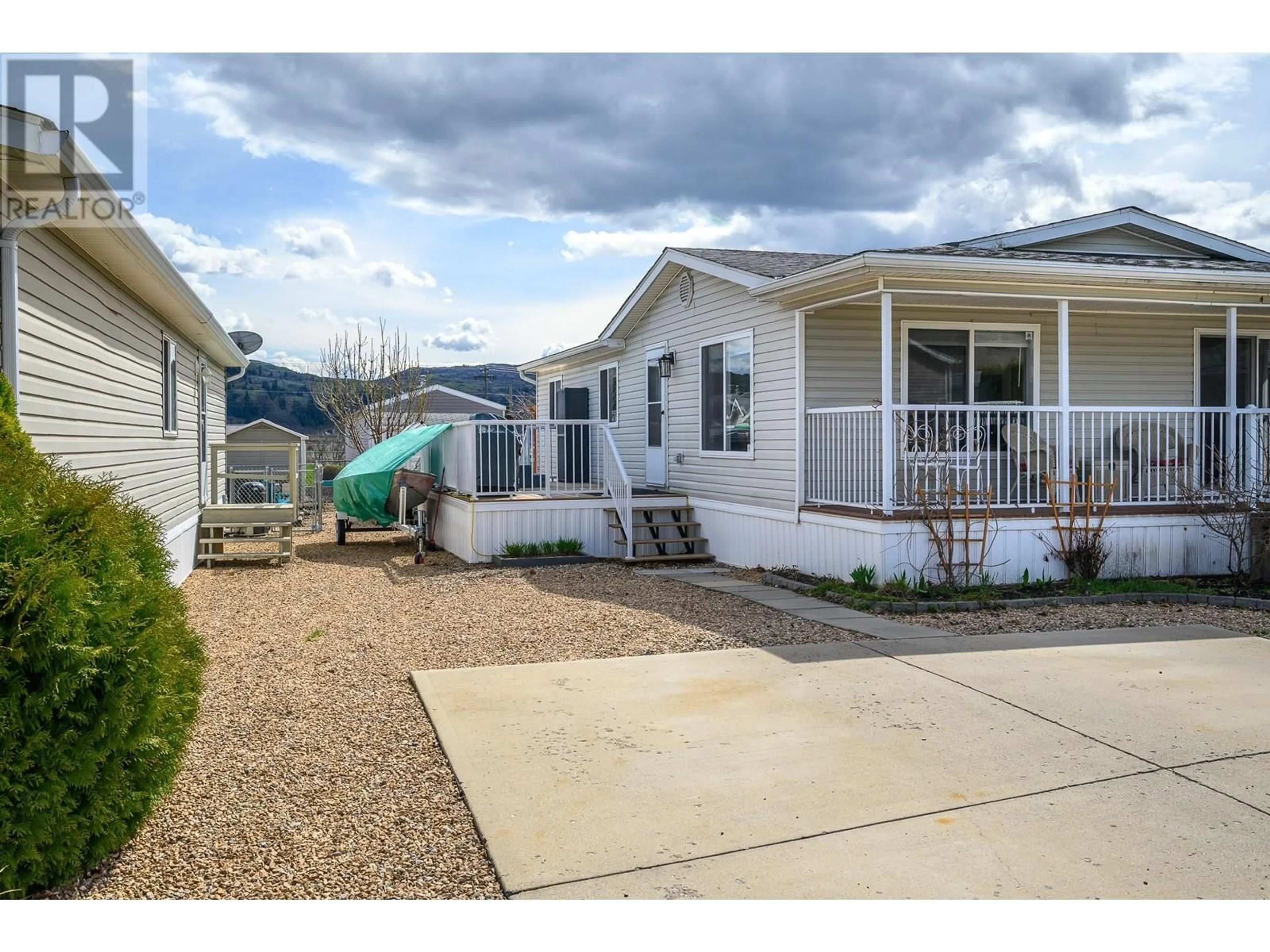Home with vinyl exterior material, unknown for 21 - 12560 WESTSIDE ROAD, Vernon British Columbia V1H1S9