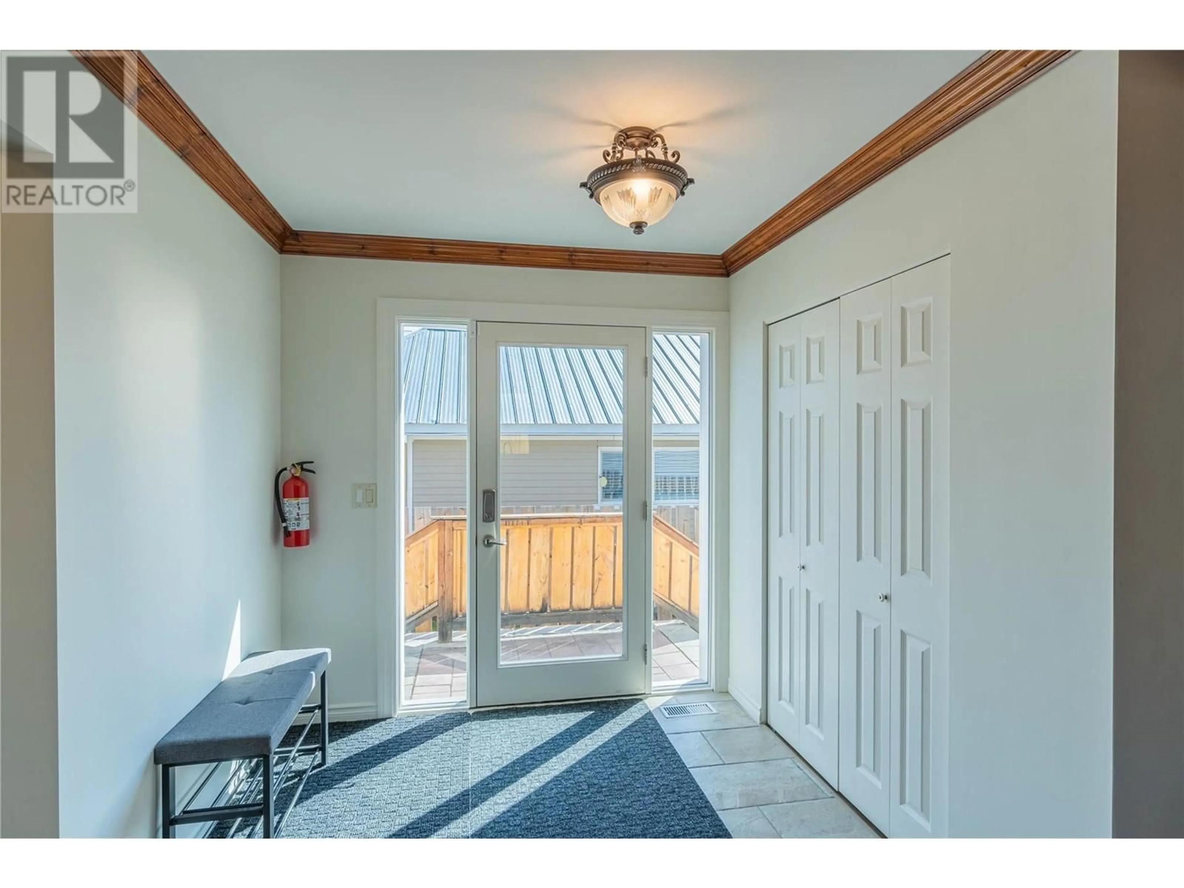 Indoor entryway for 283 LACHINE AVENUE, Princeton British Columbia V0X1W0